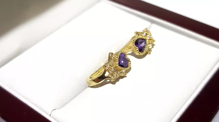 wyrob-jubilerski-uzywany-zlote-kolczyki-serduszka-fioletowe-585-08cm145g-ean-gtin-5904237354934