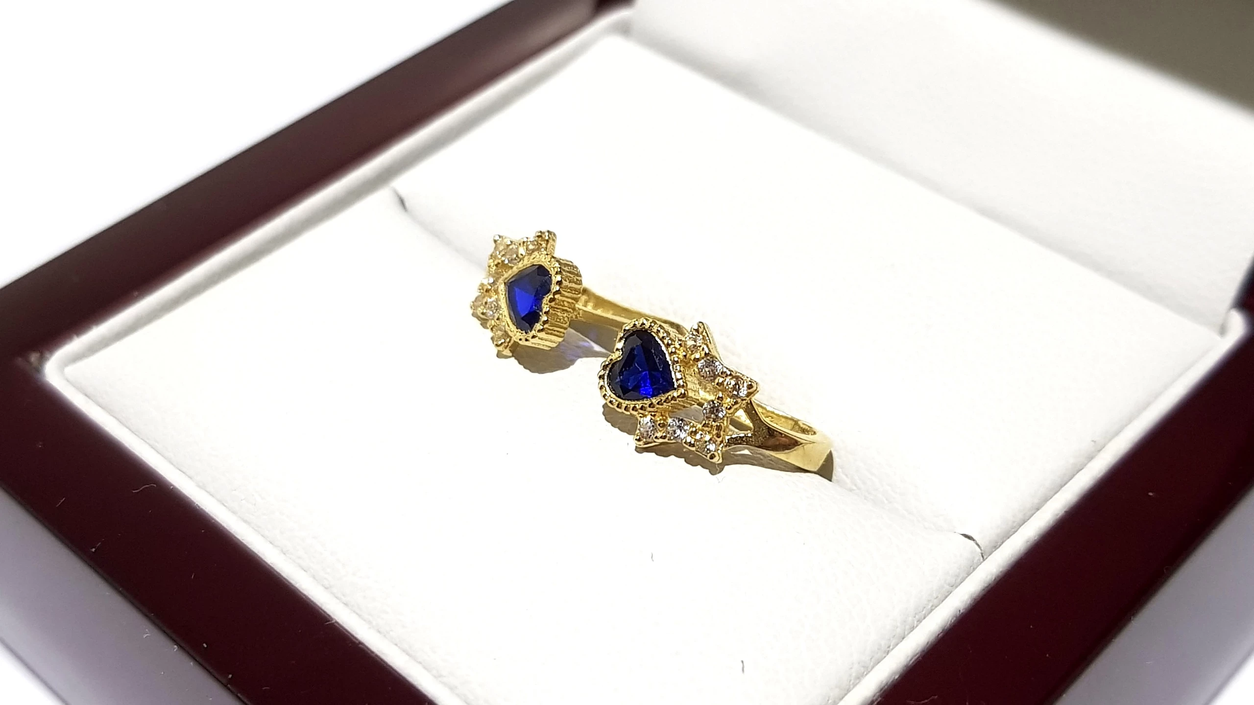 wyrob-jubilerski-uzywany-zlote-kolczyki-serduszka-niebieskie-585-08cm142-stan-11323-2