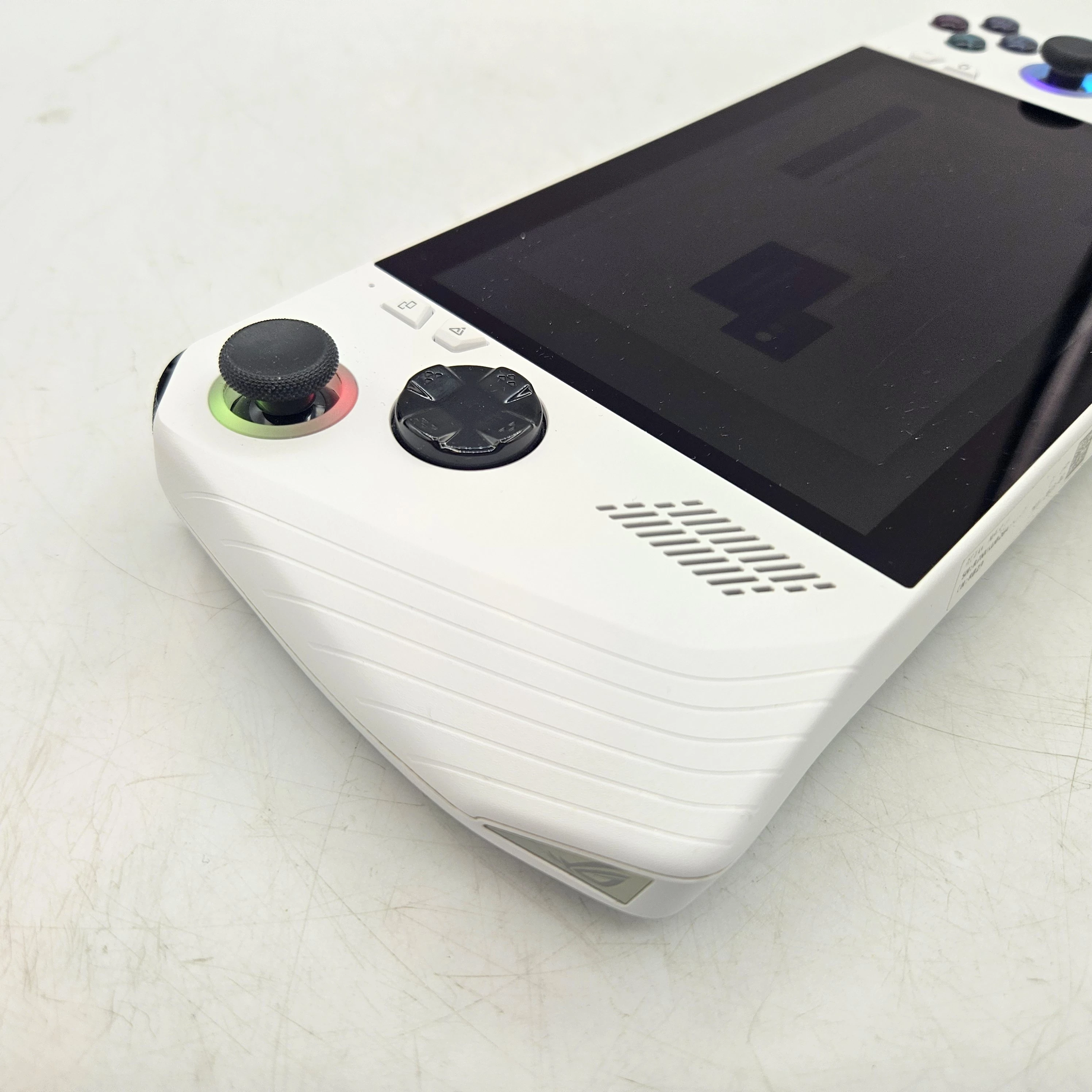 konsola-asus-rog-ally-ryzen-z1-extreme-512-gb-16-gb-ram-7-kod-producenta-b0c3w69p5s