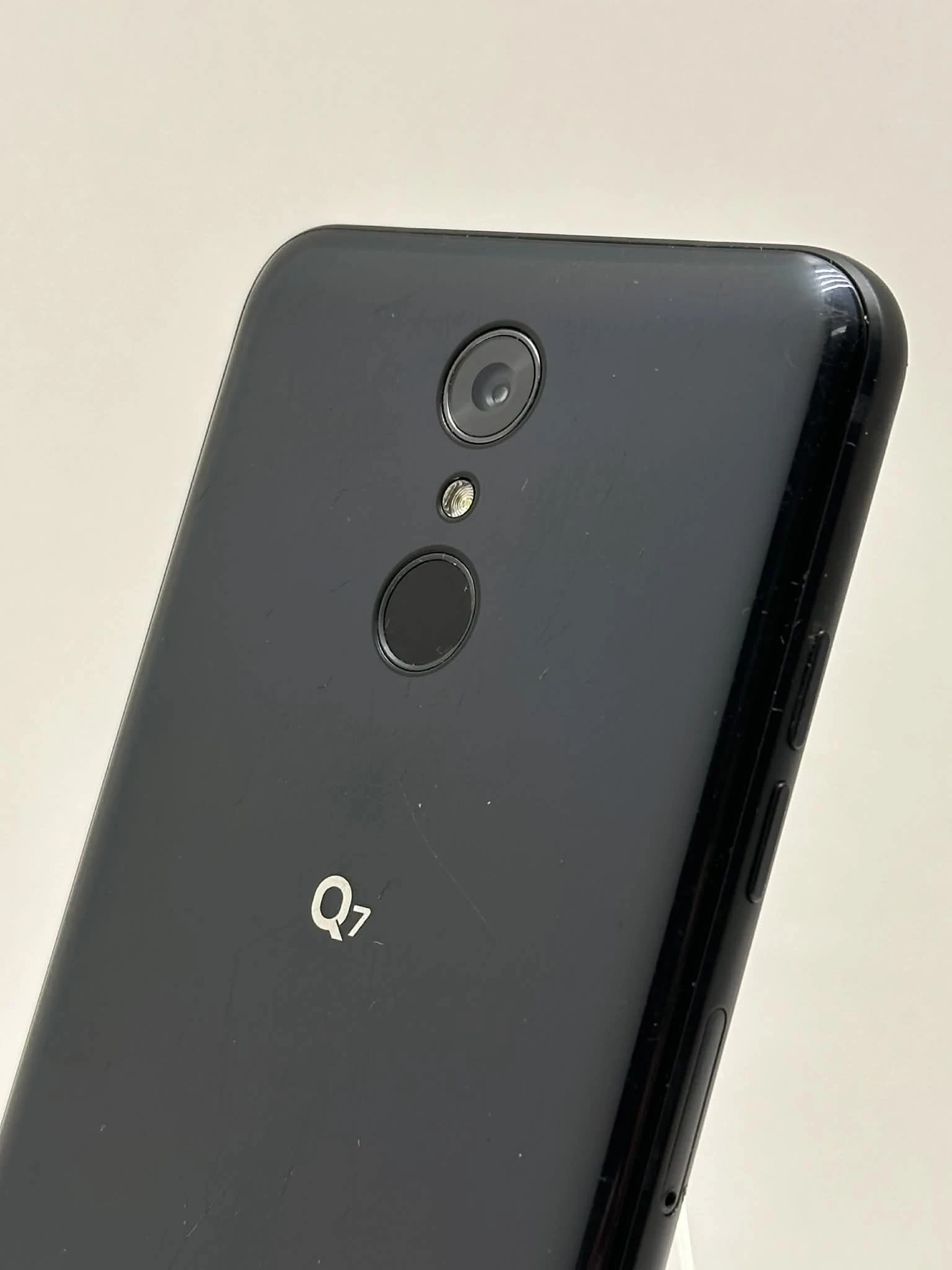 smartfon-lg-q7-3gb32gb-stan-11323-2