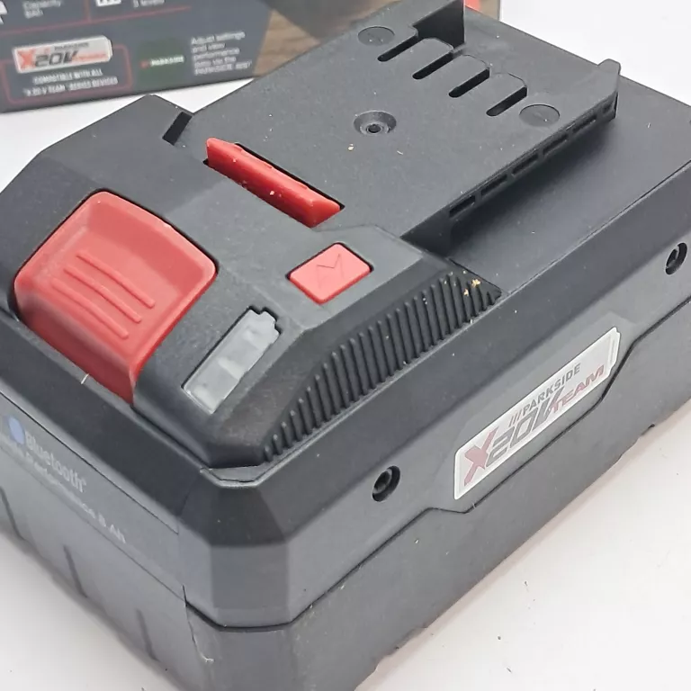 akumulator-parkside-20v-80ah-stan-11323-2