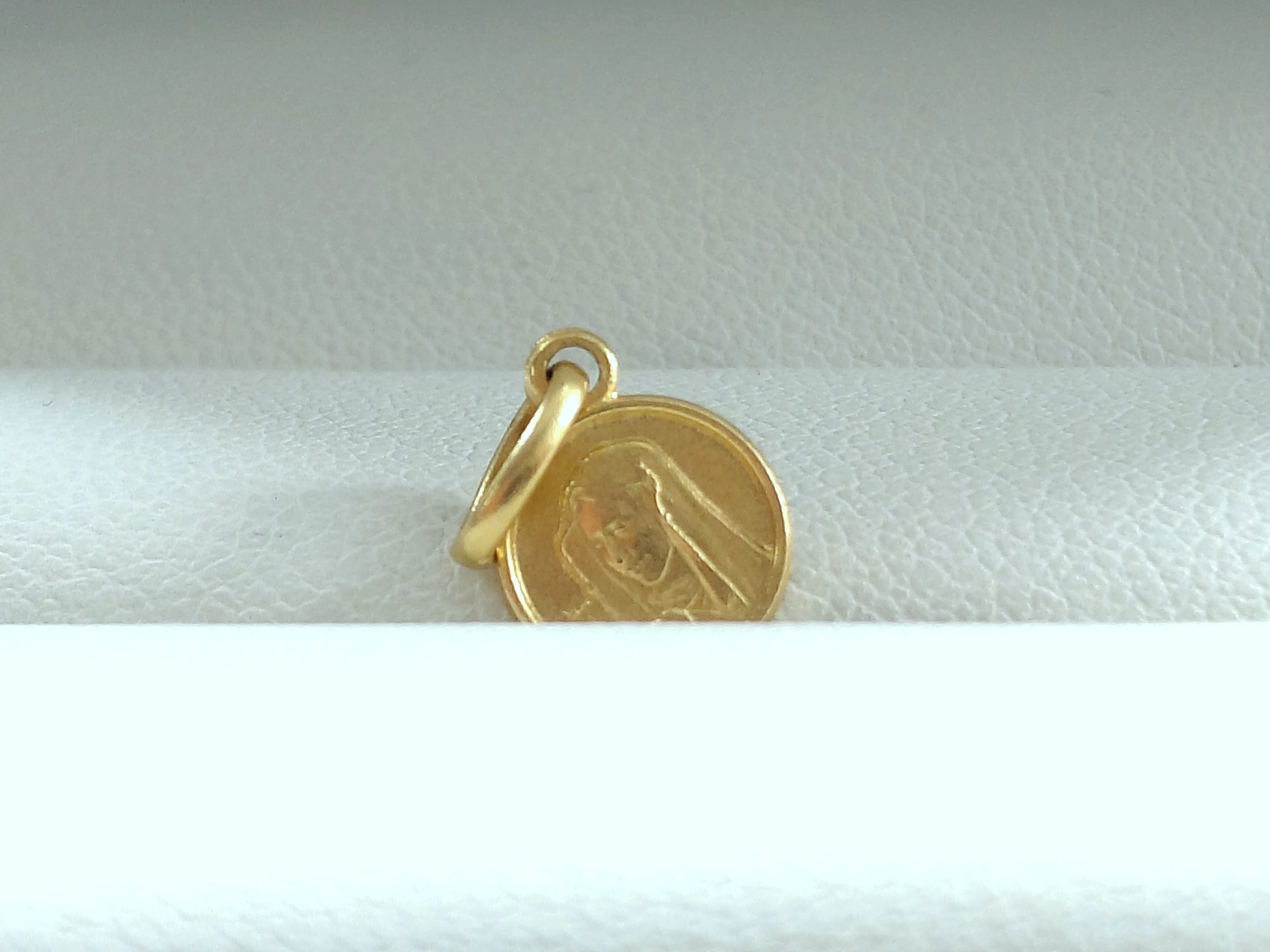 zlota-zawieszka-pr585-065g-matka-boska-stan-11323-2