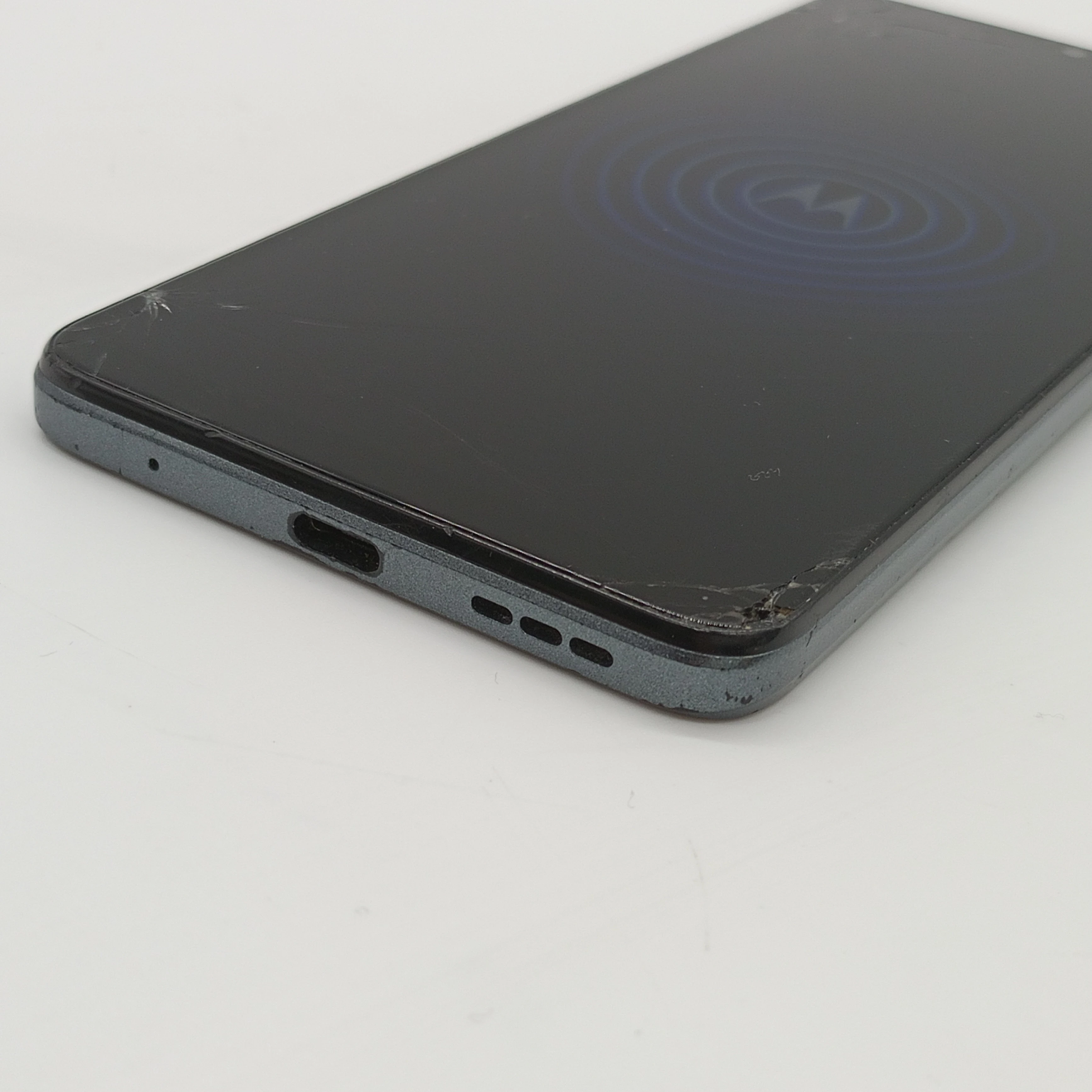 telefon-moto-e22i-32gb-stan-11323-2