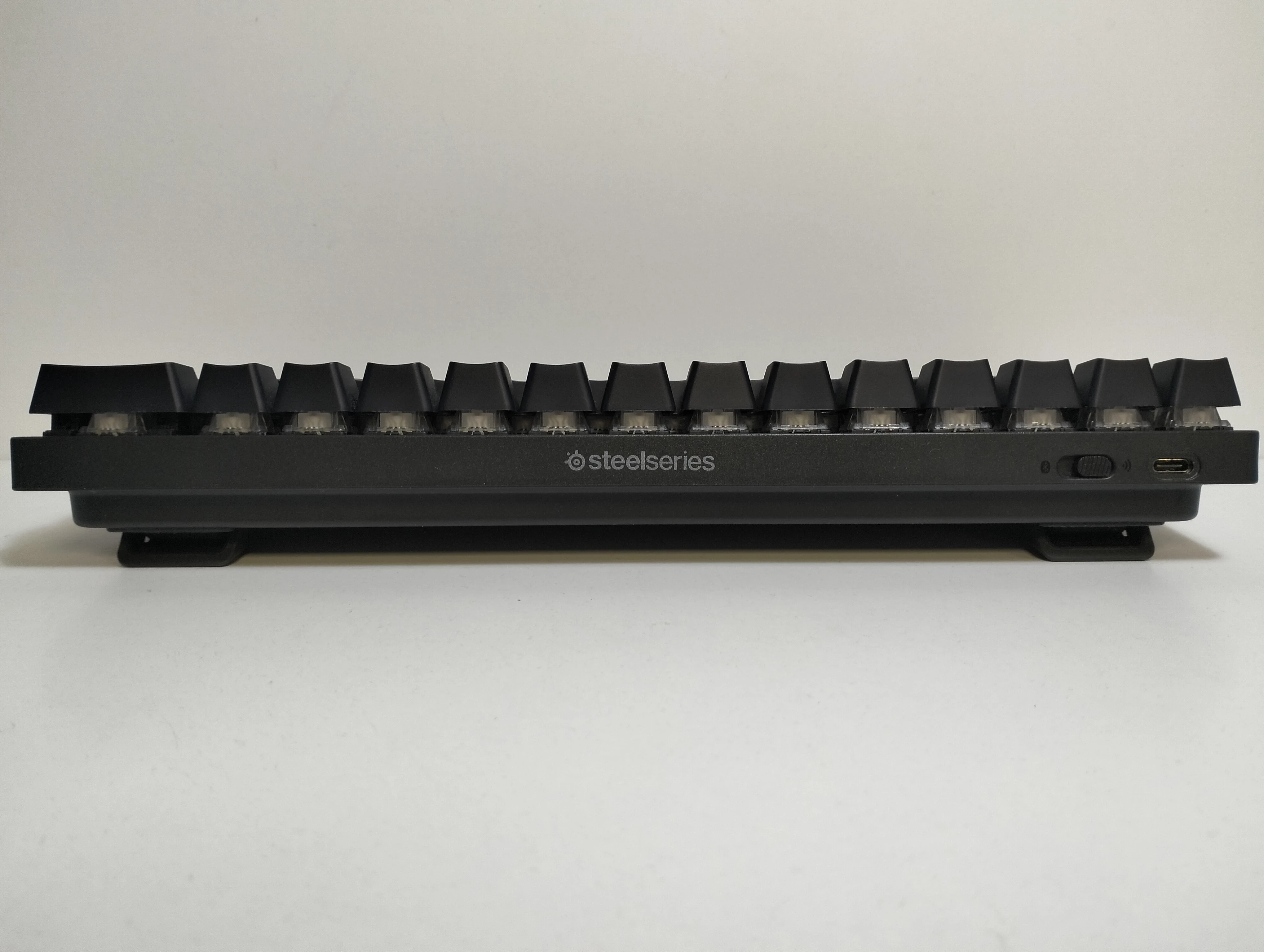 klawiatura-steelseries-apex-pro-mini-wl-stan-11323-2