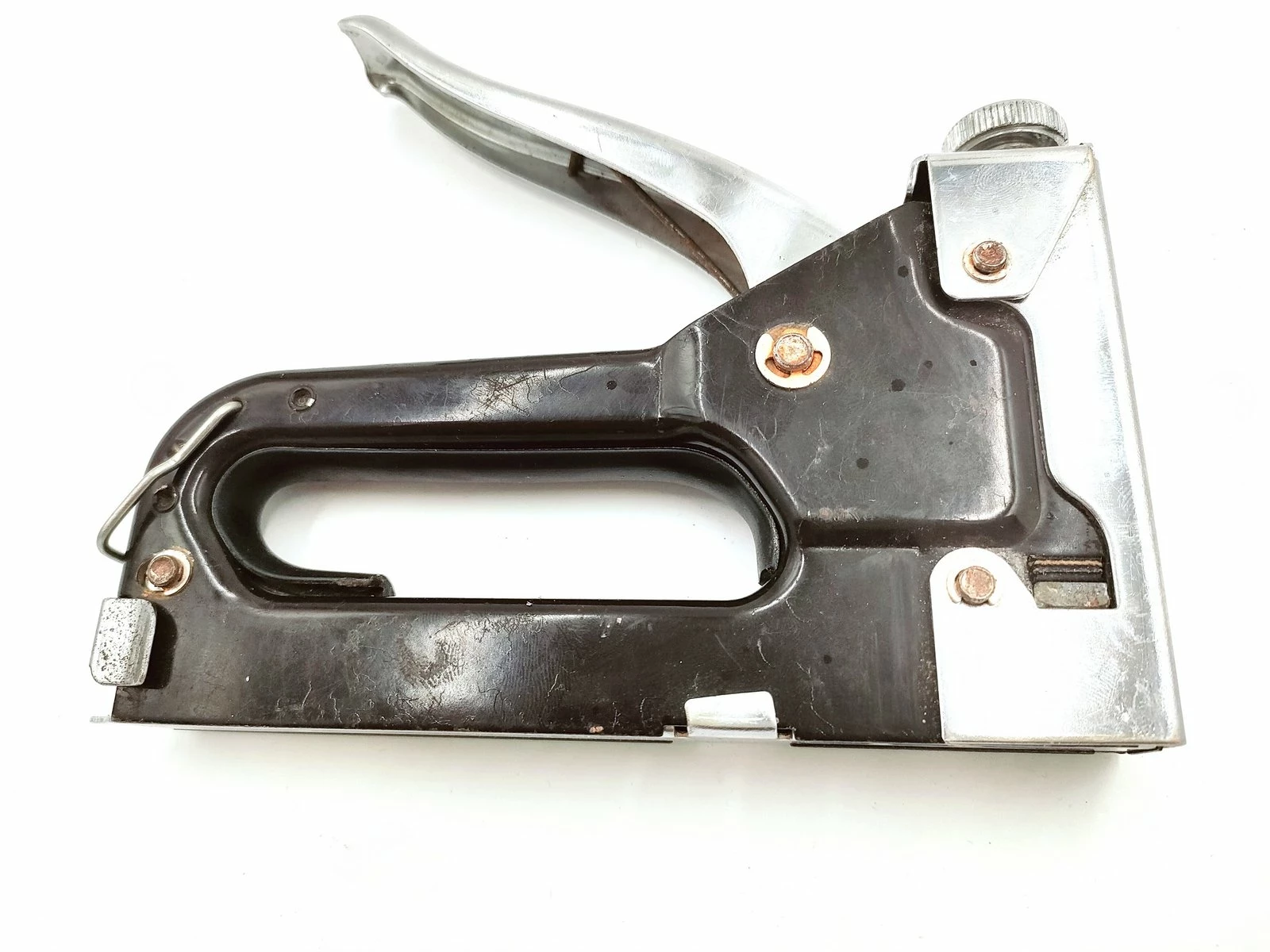 zszywacz-reczny-metalowy-m53-4-14-maksymalna-dlugosc-zszywek-14