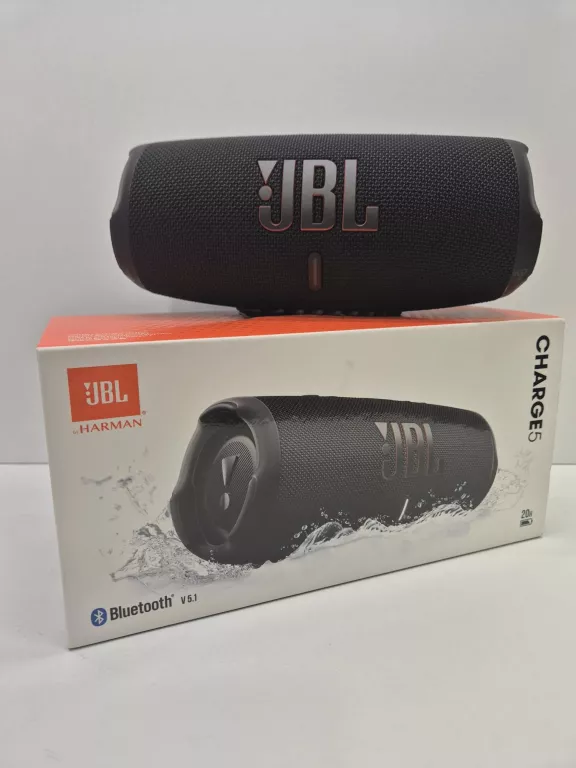 jbl-charge-5-z-pudelkiem-struga-29-radom