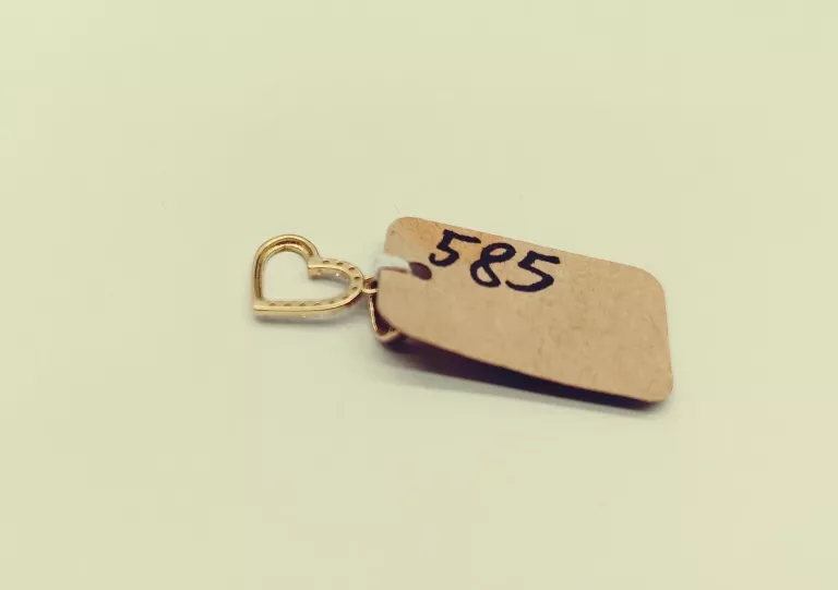 piekna-zlota-zawieszka-serce-585-stan-11323-1