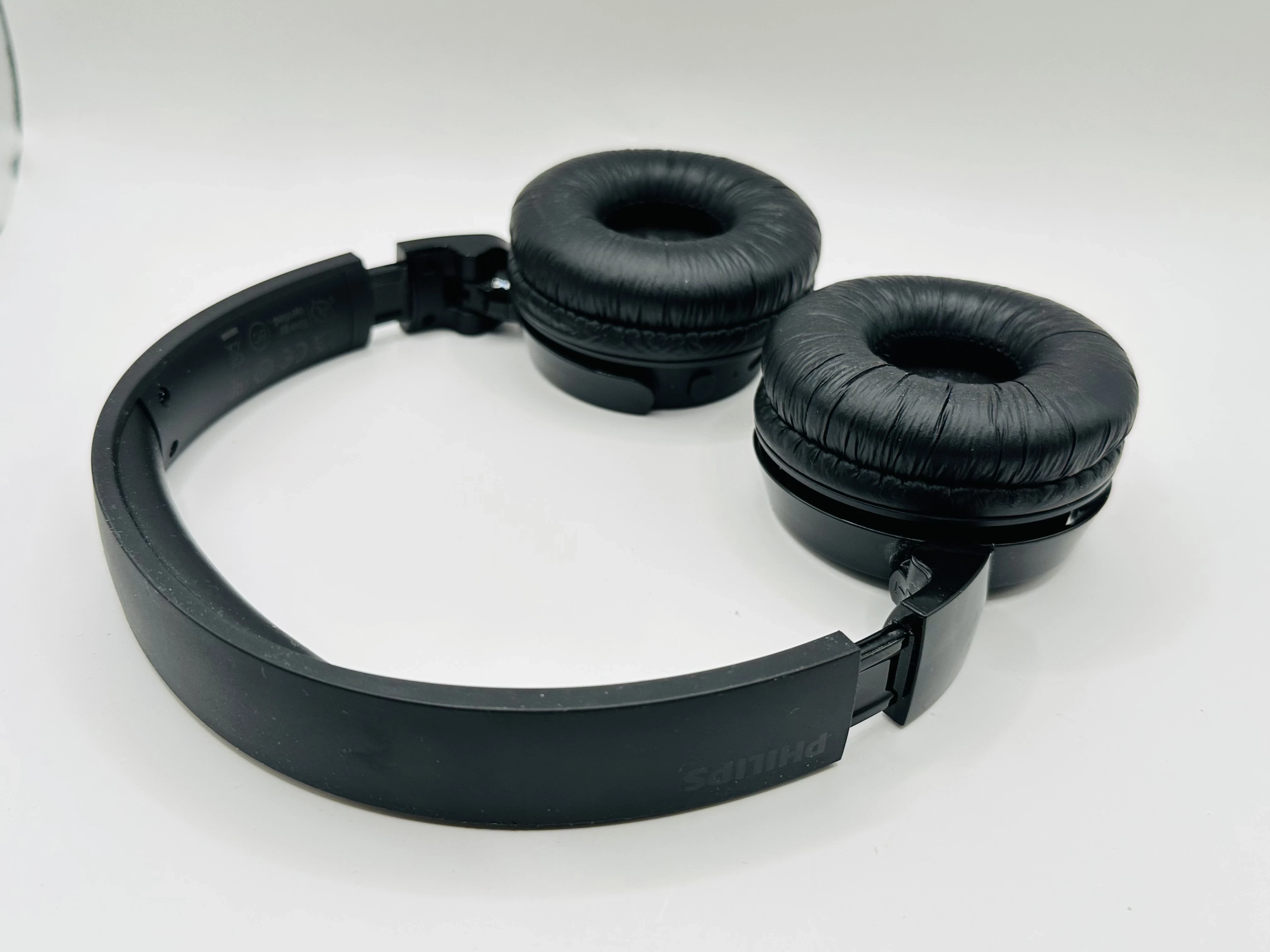 sluchawki-bt-philips-headphone-4000-series-zestaw-transmisja-sygnalu-203713-217785