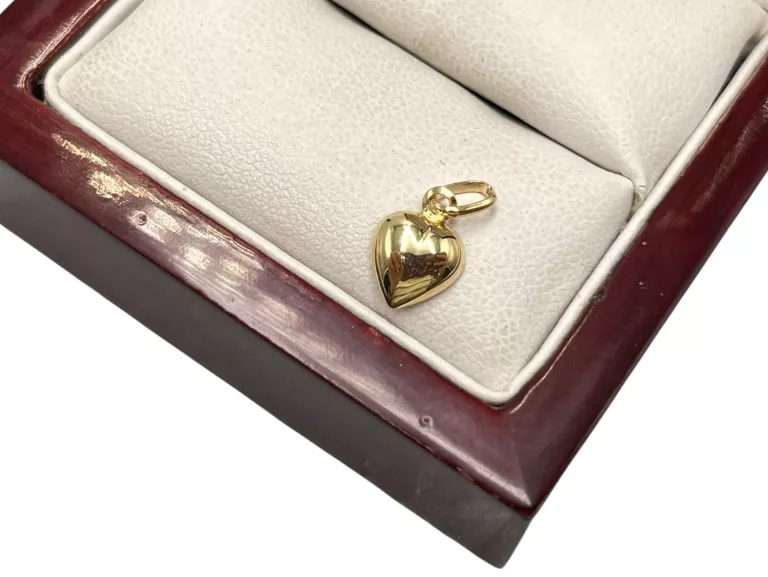 wyjatkowy-zloty-medalik-serce-z-matka-boska-w-033g-p-585-14k-dl-1cm-material-15835-2