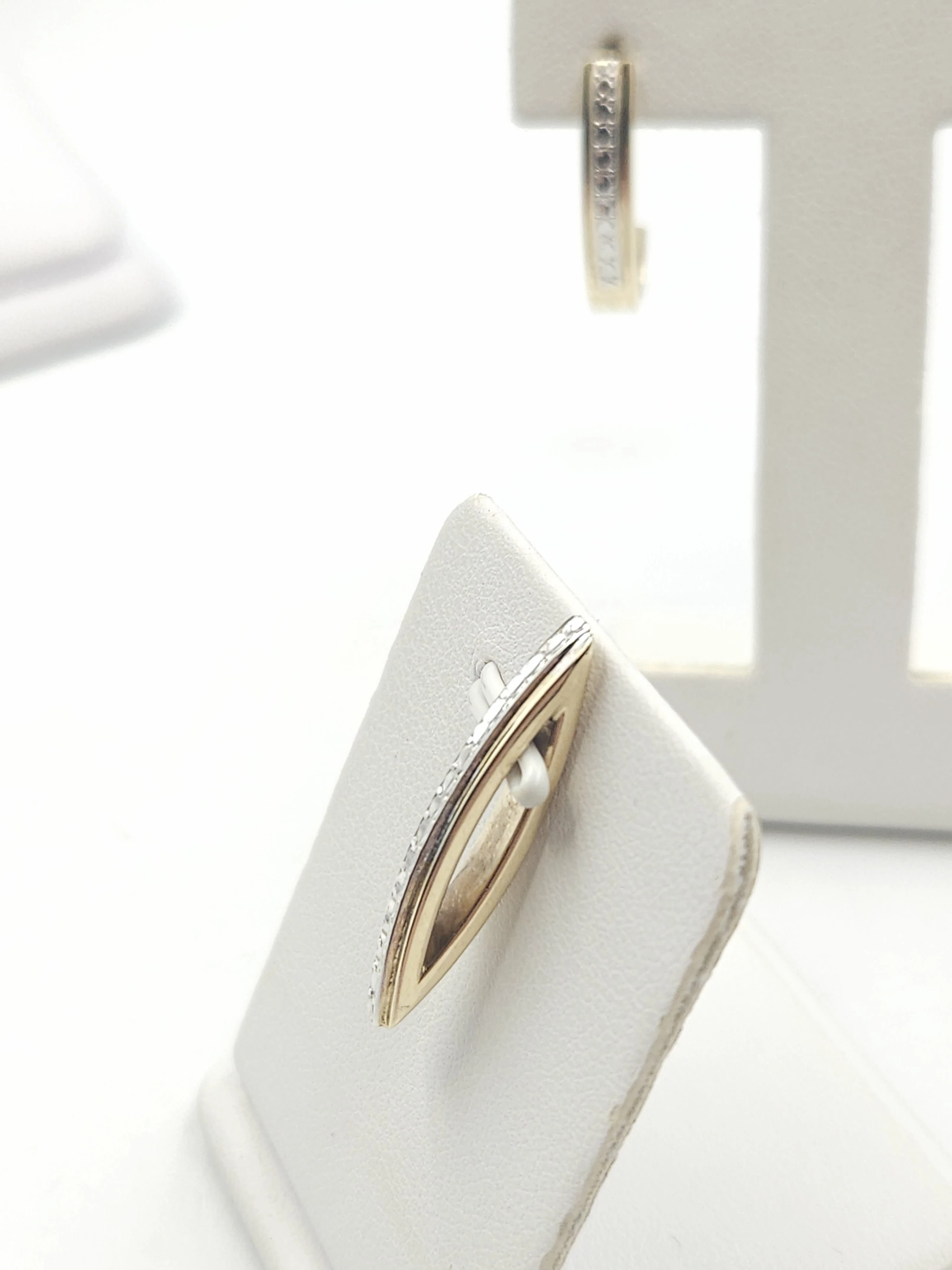 zloty-komplet-kolczyki-i-wisiorek-375-239g-material-15835-2