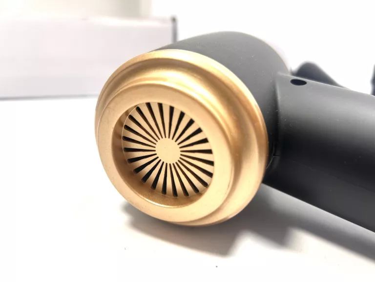 car-vacuum-cleaner-4-w-1-bezprzewodowy-odkurzacz-reczny-moc-6000