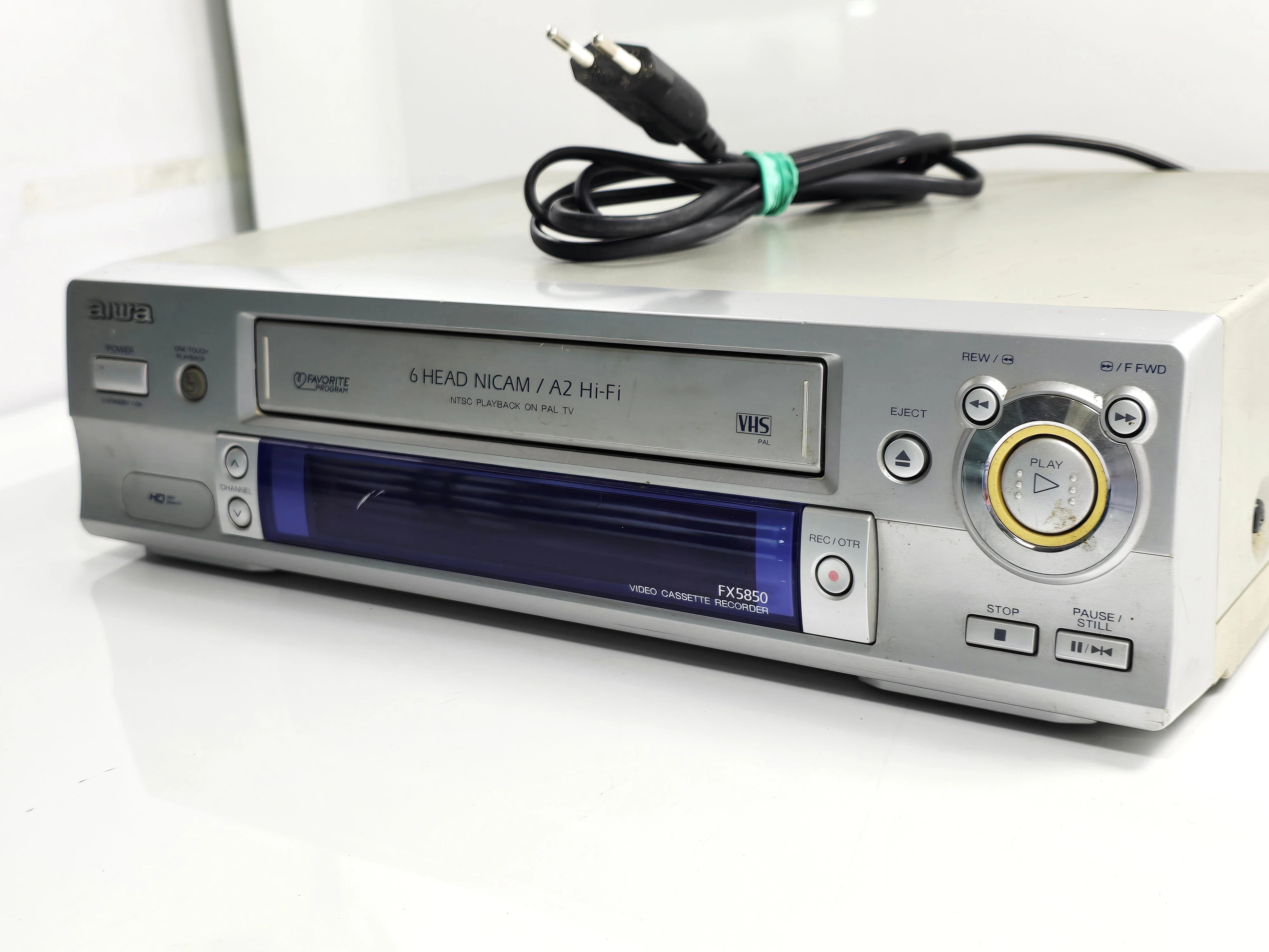 odtwarzacz-wideo-aiwa-fx5850-waga-produktu-z-opakowaniem-jednostkowym-41