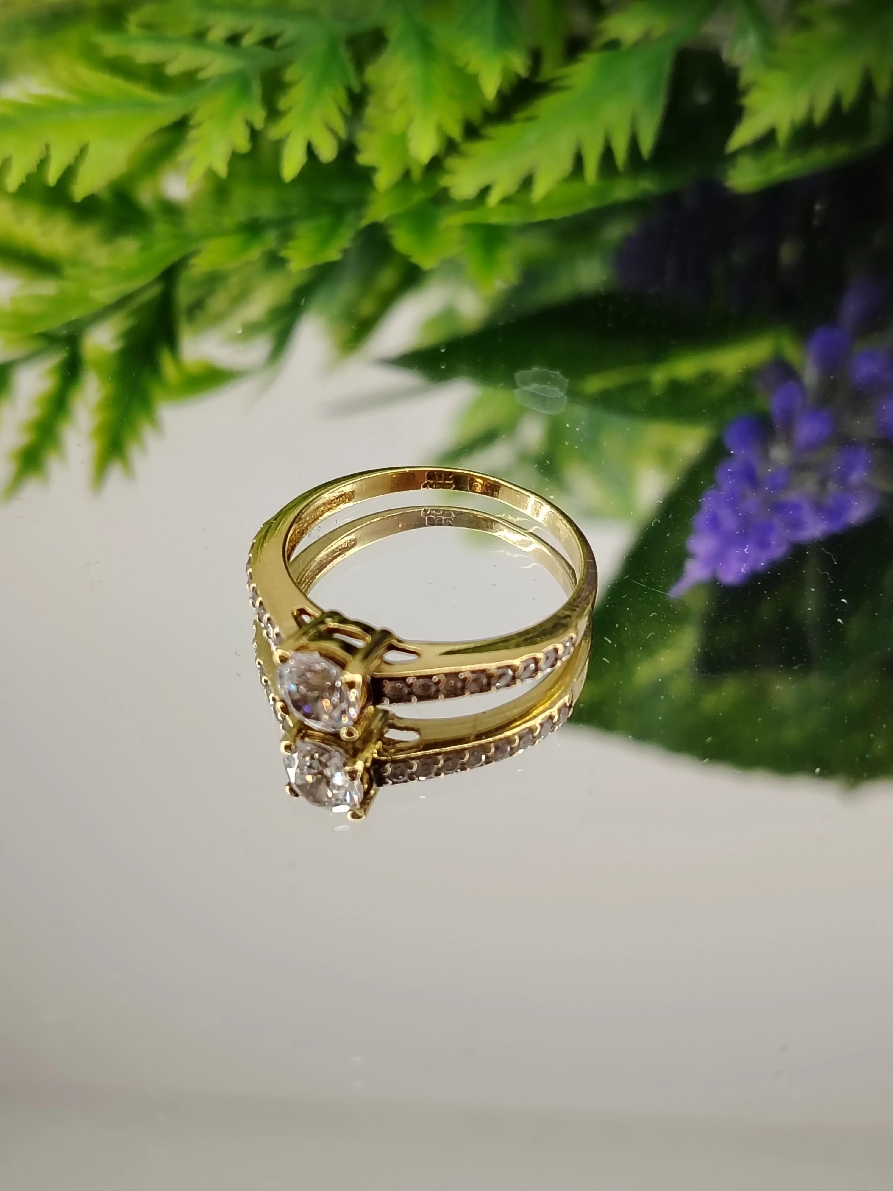 oblednie-piekny-zloty-pierscionek-z-cyrkoniami-750-36g-r19-rozmiarsrednica-wew-mm-372-19