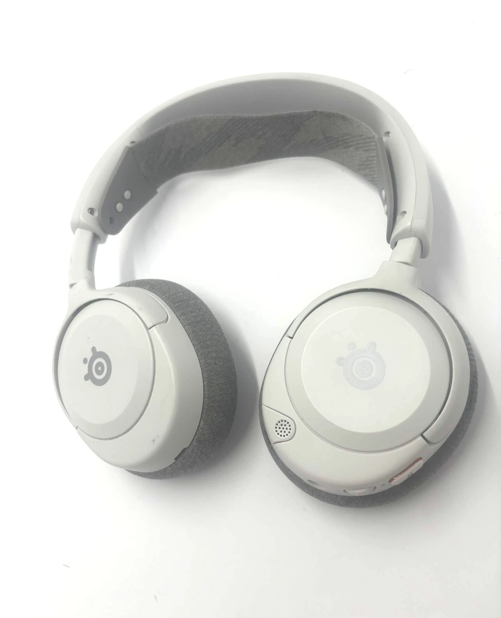 sluchawki-steel-series-artics-nova-1-stan-11323-2