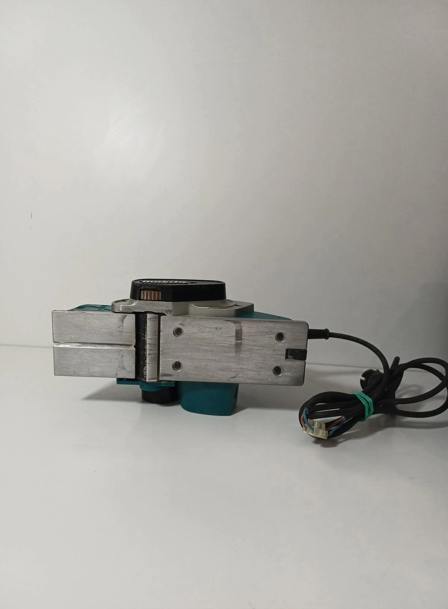 strug-makita-kp08800-stan-11323-2