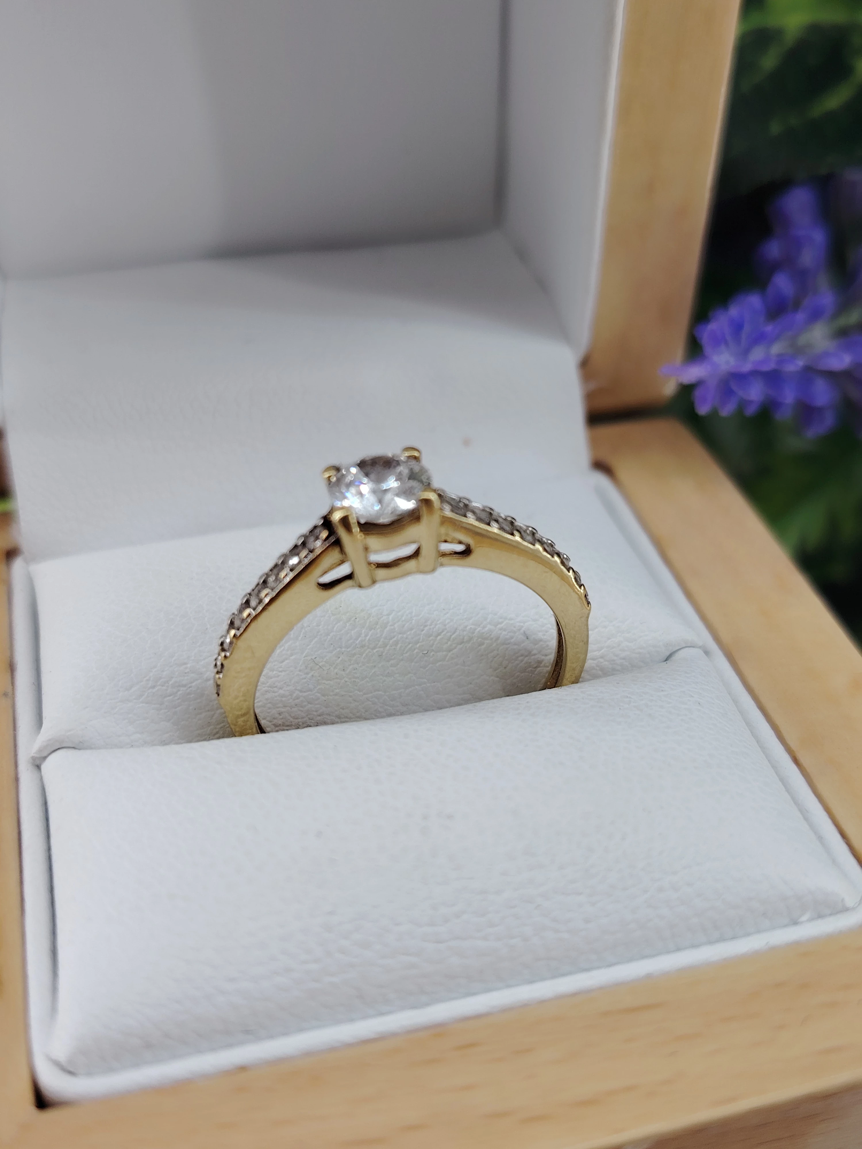 oblednie-piekny-zloty-pierscionek-z-cyrkoniami-750-36g-r19-stan-11323-2