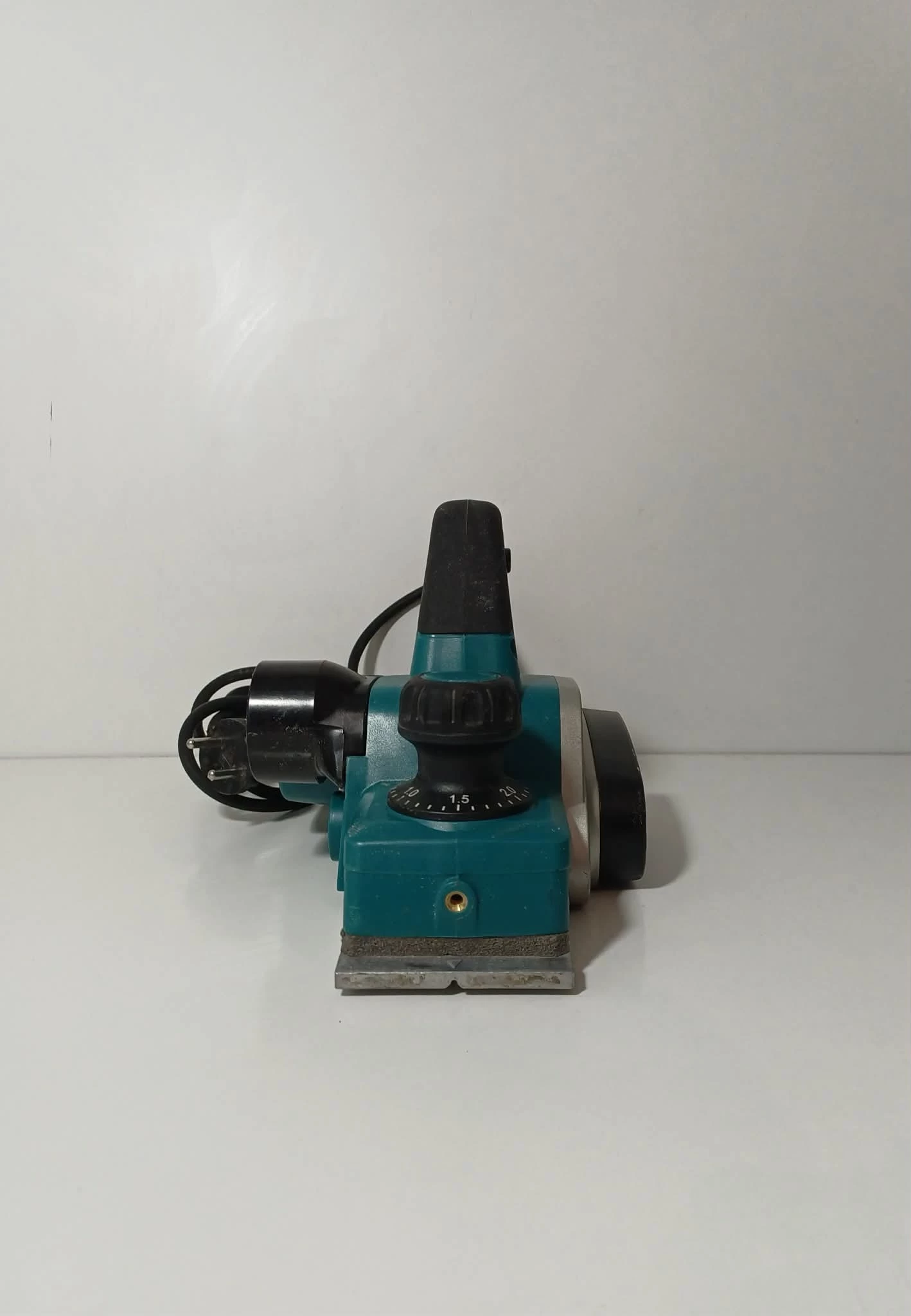 strug-makita-kp08800-szerokosc-strugania-8200