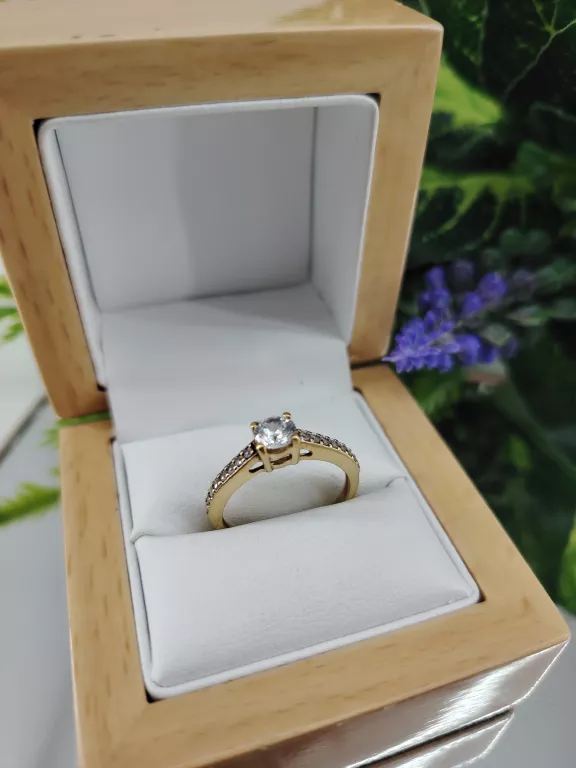 oblednie-piekny-zloty-pierscionek-z-cyrkoniami-750-36g-r19-aleja-wolnosci-15b-czestochowa-sj