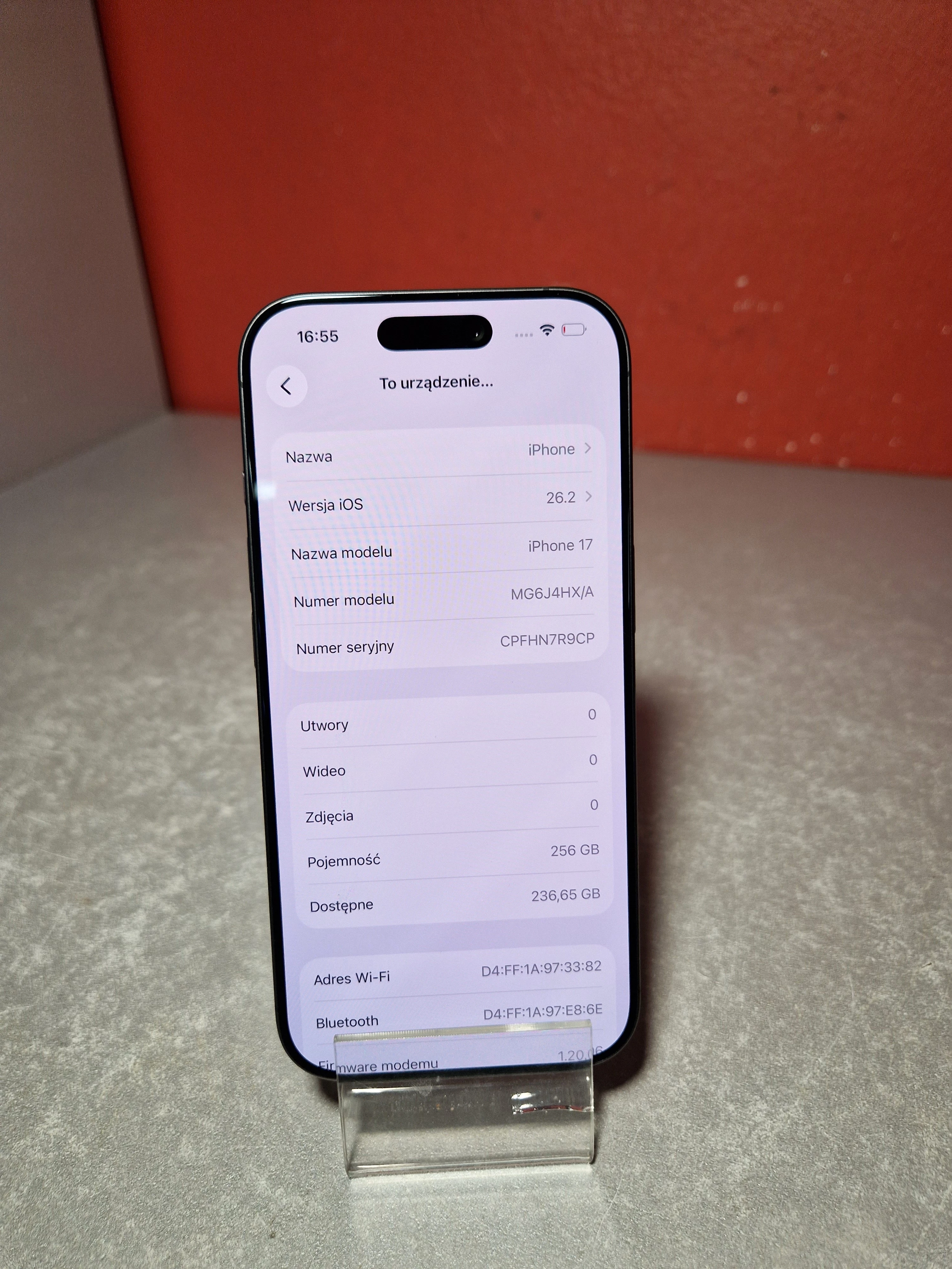 telefon-apple-iphone-17-5g-256gb-bateria-100-0-cykli-komplet-orange-kod-producenta-mg6j4sxa