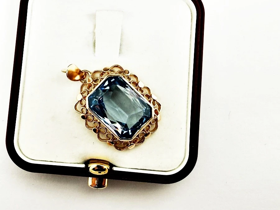 zlota-zawieszka-p585-z-kamieniem-wysokosc-wyrobu-25cm-waga-499-stan-11323-2