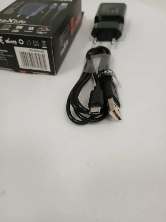 ladowarka-sieciowa-maxlife-mxtc-01-usb-1a-kabel-micro-usb-czarna-ean-gtin-5900495757982