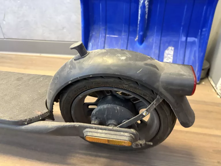 hulajnoga-elektryczna-navee-v25-lad-waga-1710