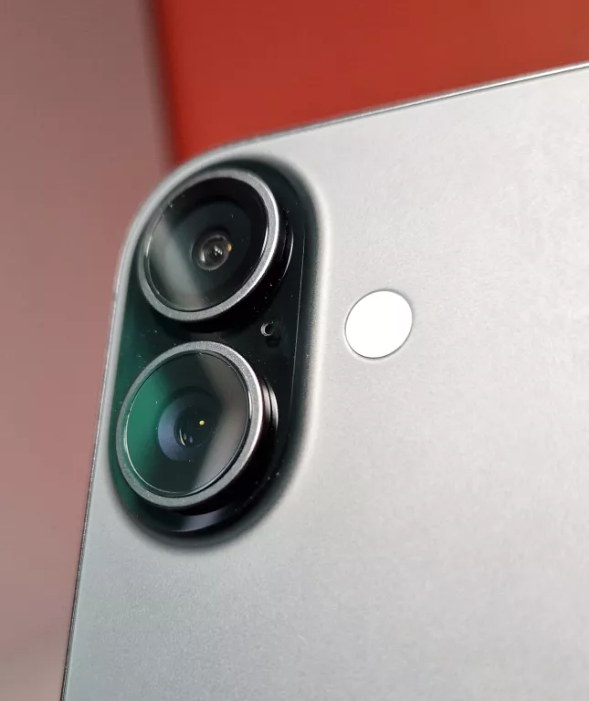 telefon-apple-iphone-17-5g-256gb-bateria-100-0-cykli-komplet-orange-system-operacyjny-4388-7