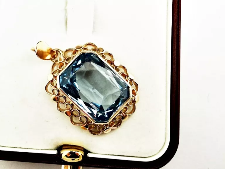 zlota-zawieszka-p585-z-kamieniem-wysokosc-wyrobu-25cm-waga-499-material-15835-2