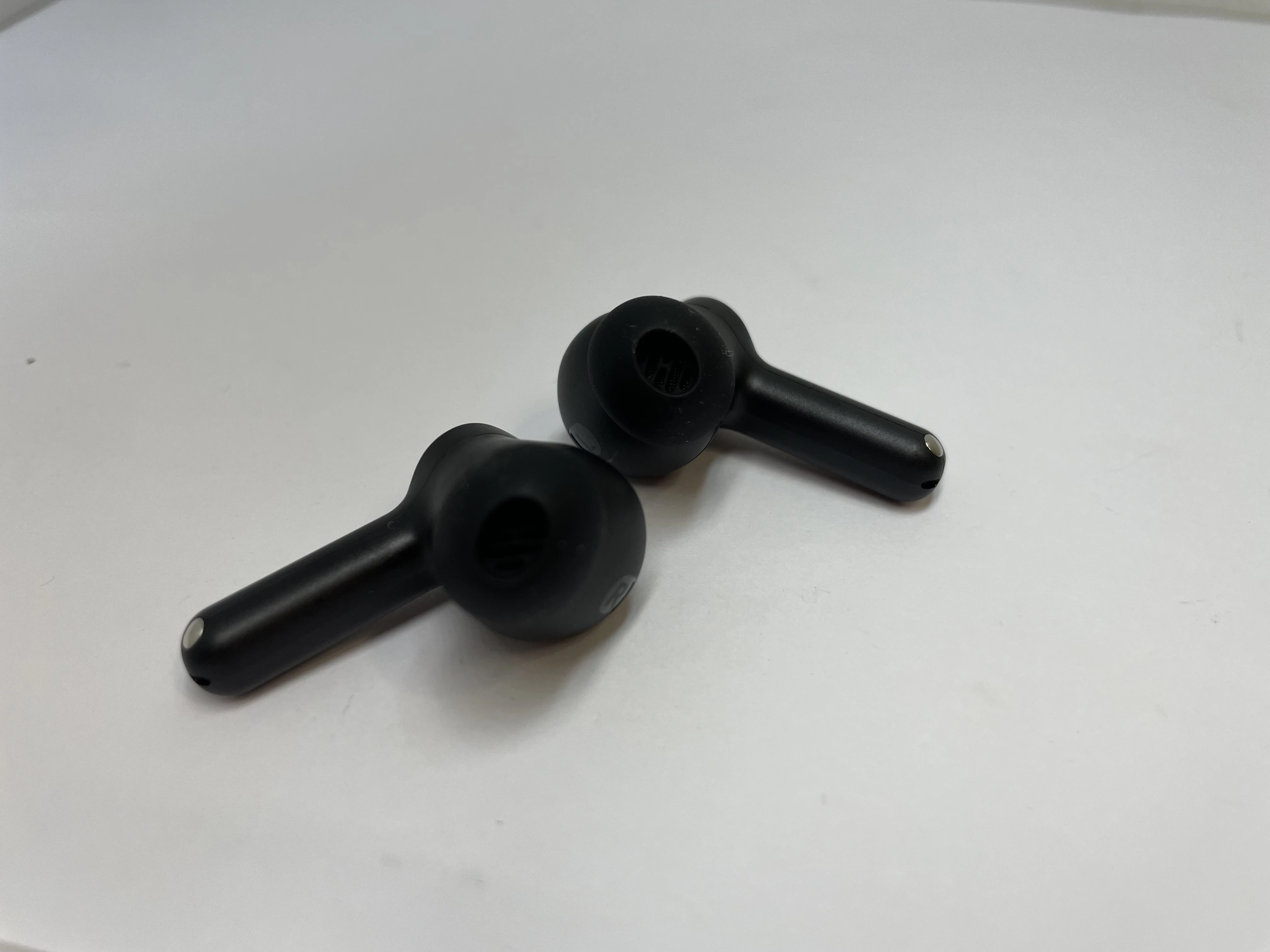 sluchawki-bezprzewodowe-realme-buds-t200-lite-stan-11323-2