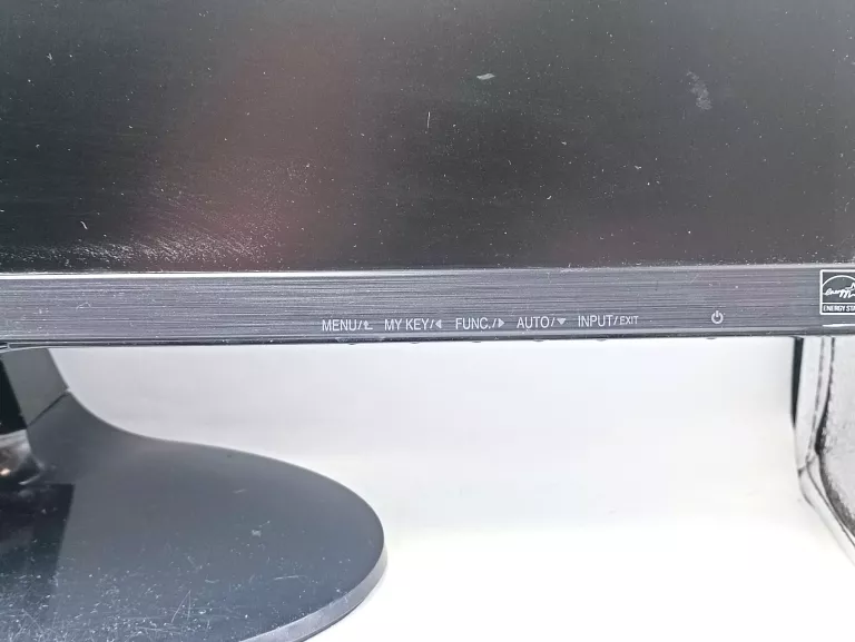 monitor-lg-flatron-23ea63v-stan-11323-2