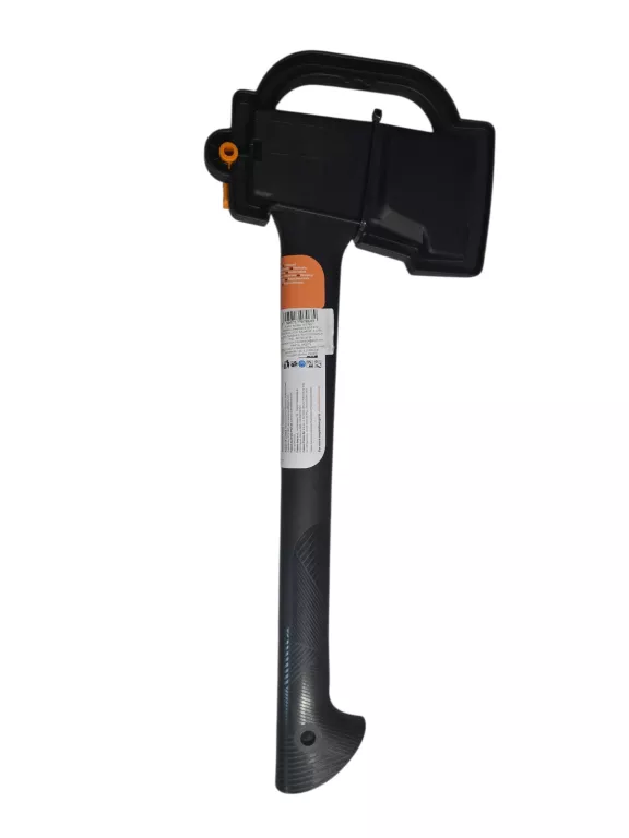 siekiera-ciesielska-fiskars-a10-stan-11323-2