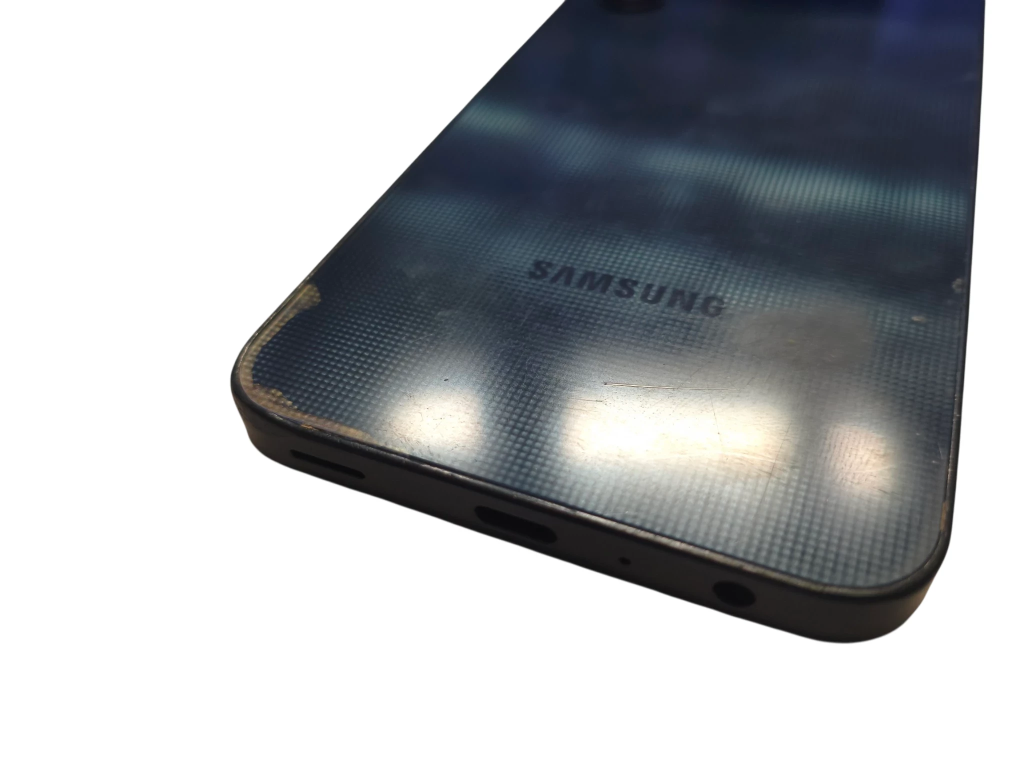 telefon-samsung-a25-przekatna-ekranu-650