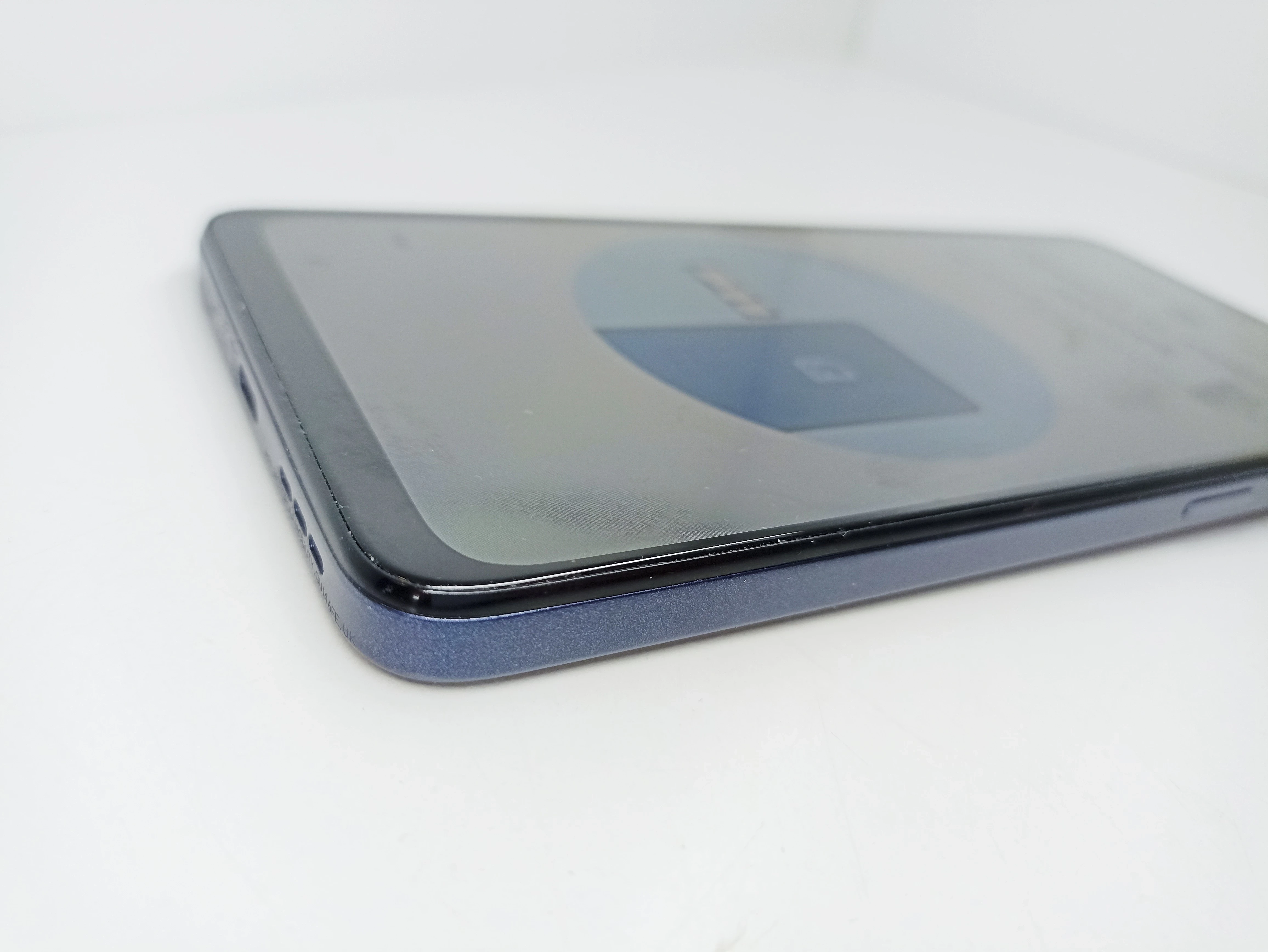 telefon-motorola-moto-e15-64-gb-pojemnosc-akumulatora-5200