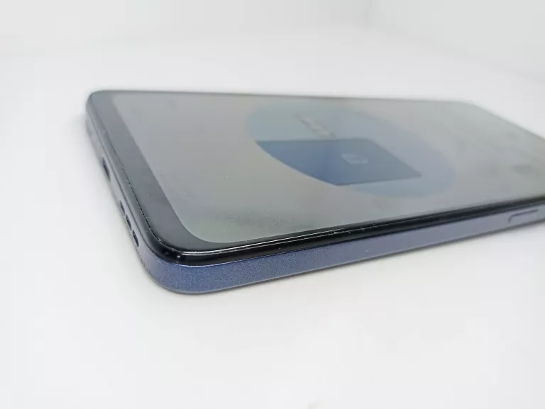 telefon-motorola-moto-e15-64-gb-pojemnosc-akumulatora-5200