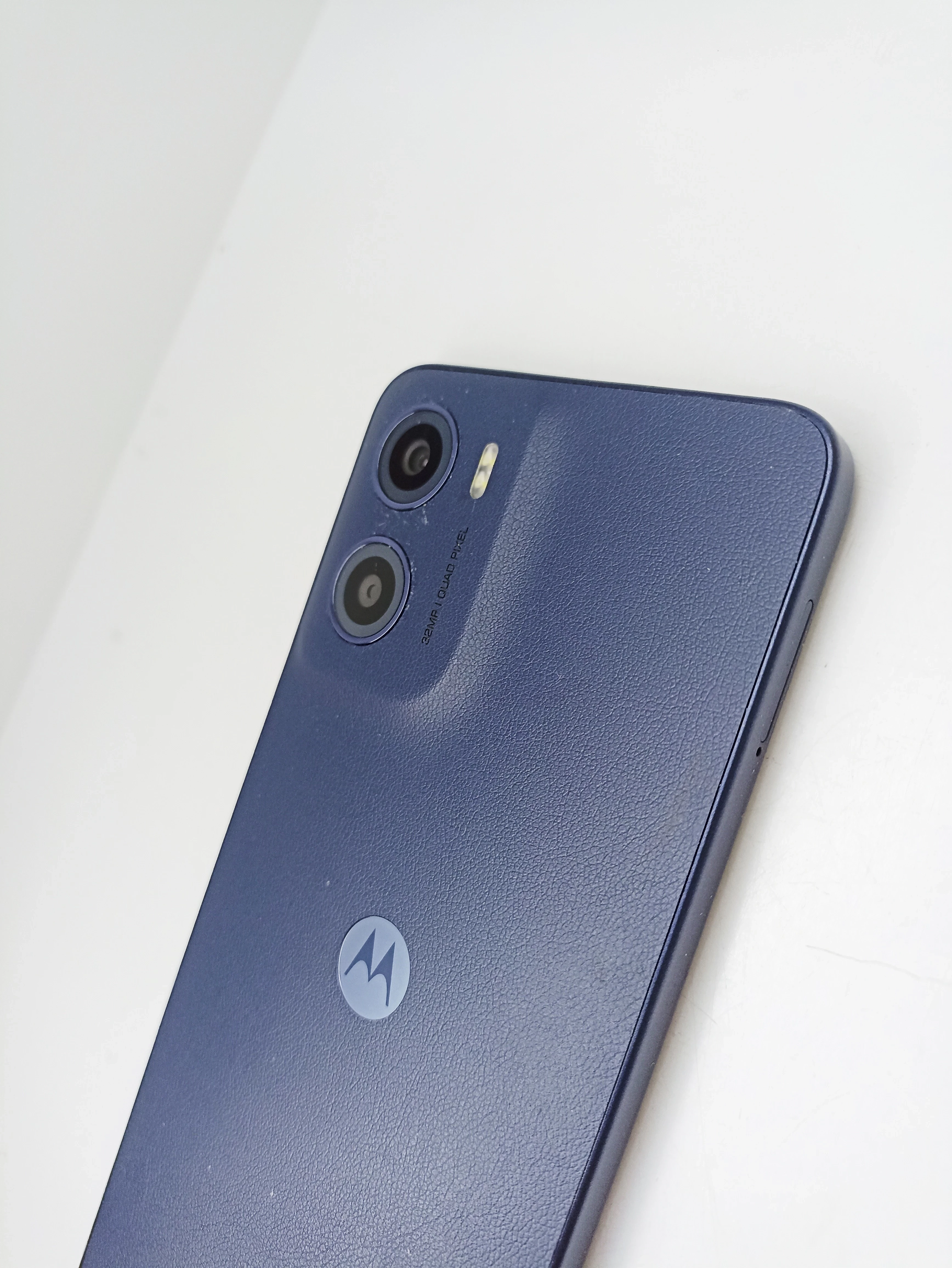 telefon-motorola-moto-e15-64-gb-kolor-249512-1647422