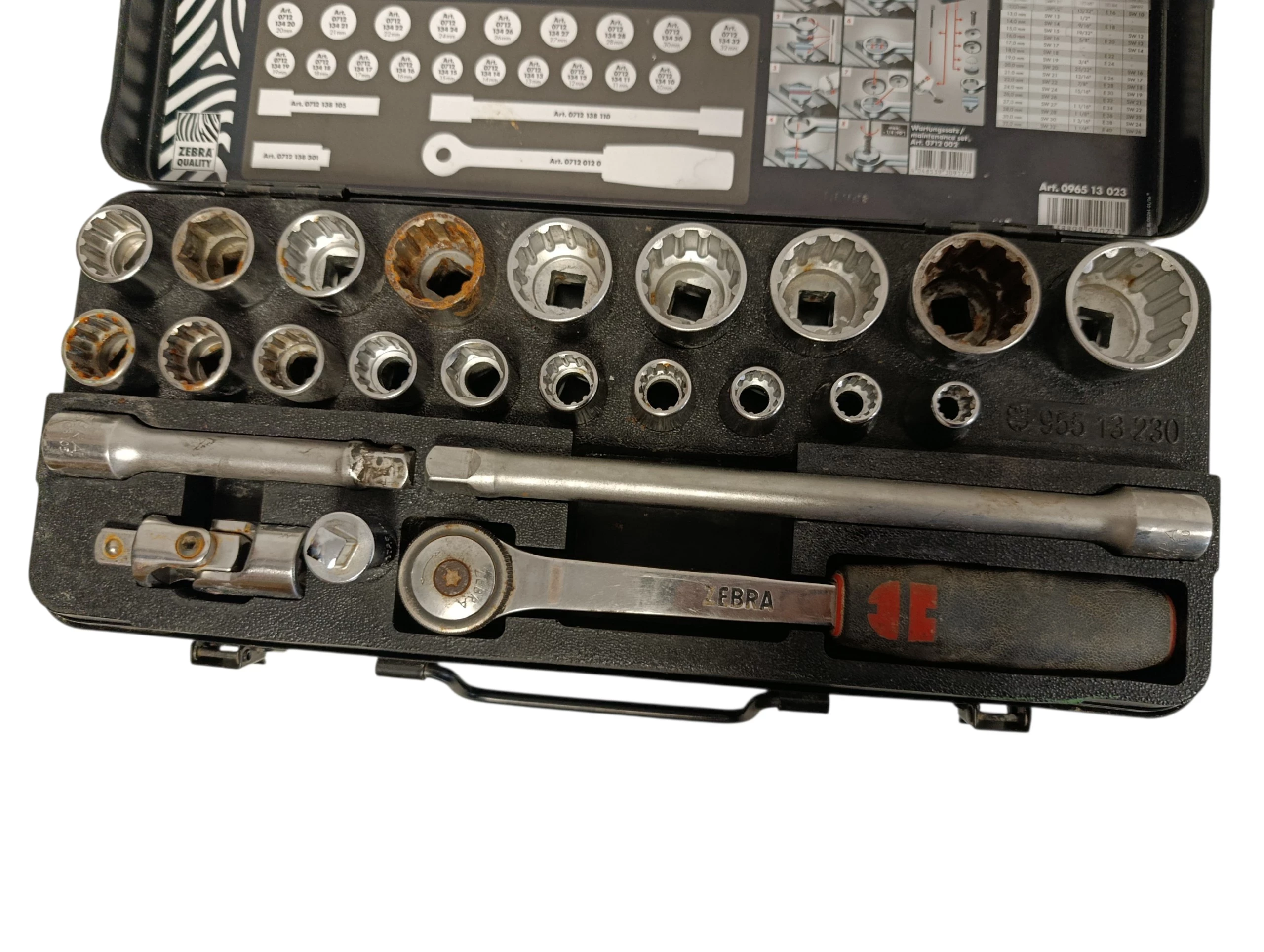 zestaw-kluczy-nasadowych-wurth-12-cala-23-elementy-w-metalowej-walizce-ean-gtin-4056807712536