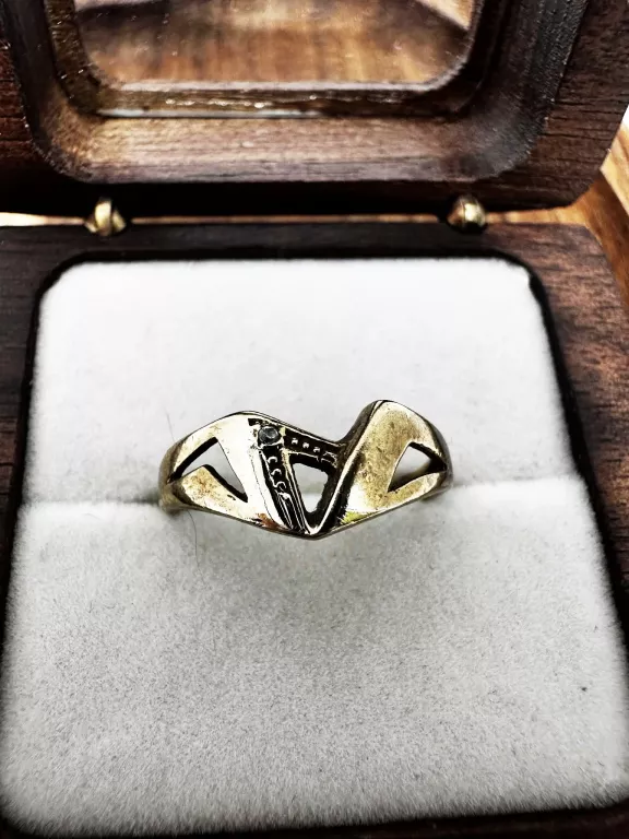 zloty-pierscionek-333-160g-r14-parkowa-8d-lubin