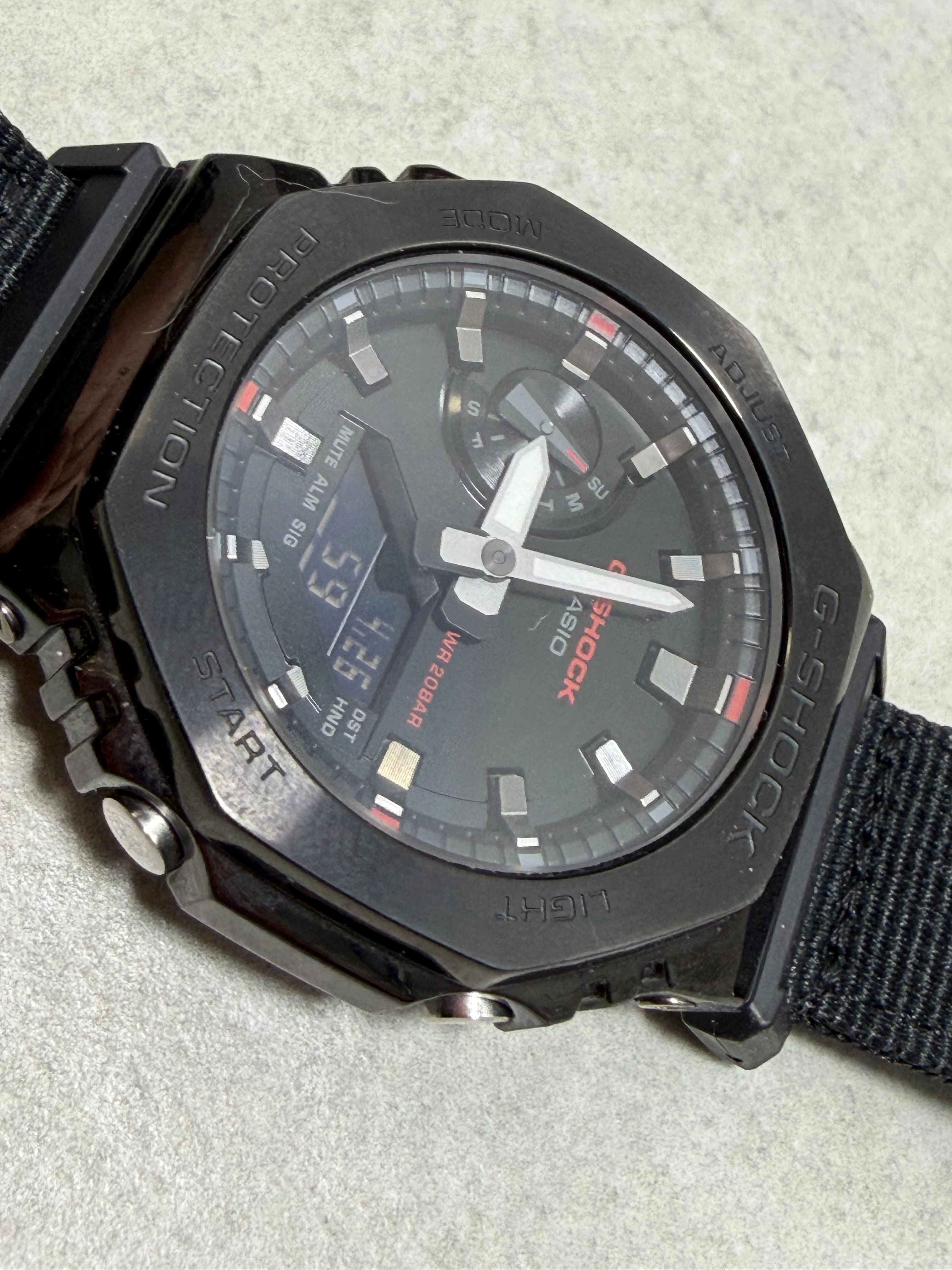 zegarek-meski-casio-g-shock-gm-2100bb-1aer-komplet-gwarancja-material-paska-129219-10