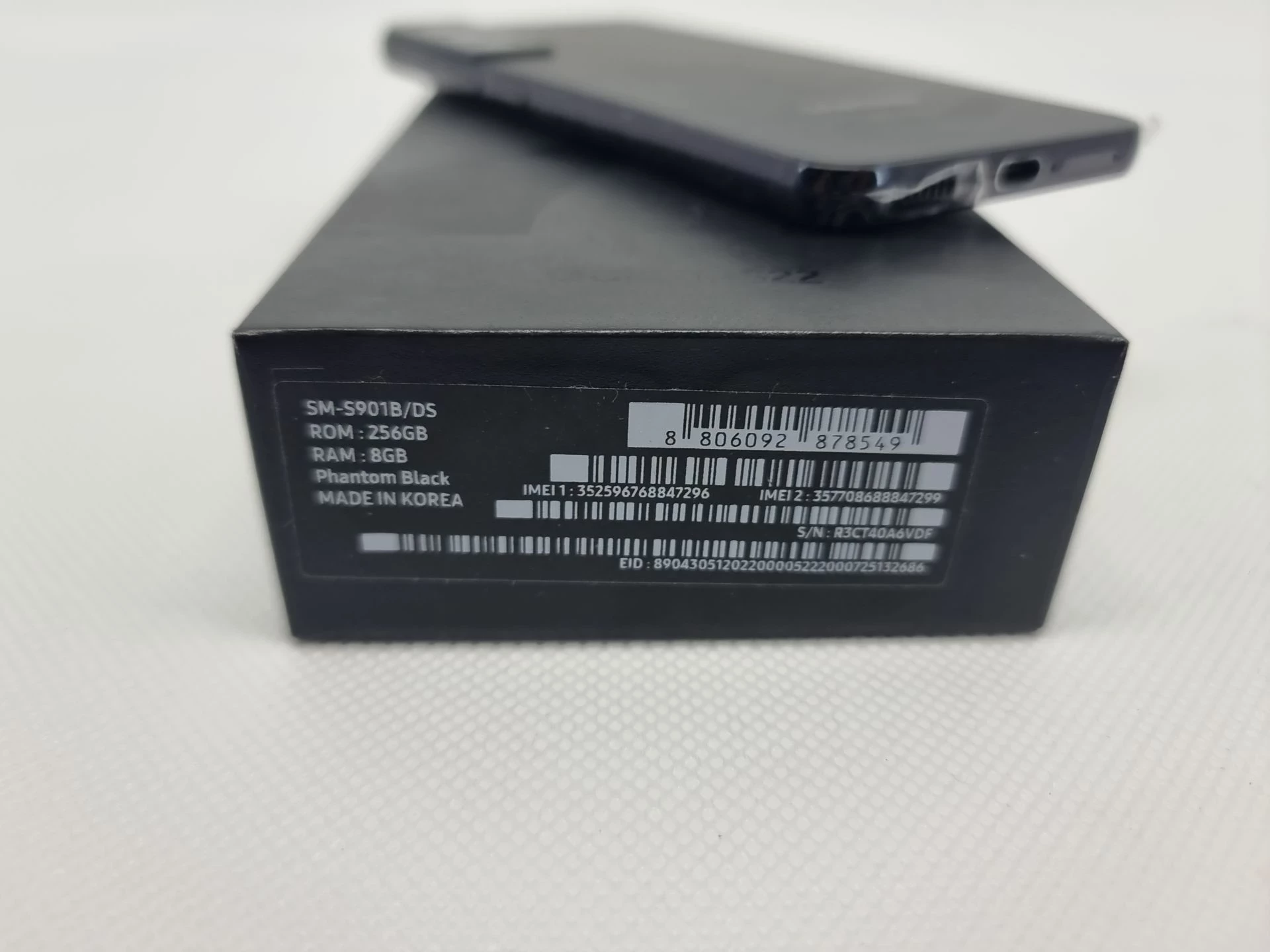 telefon-samsung-galaxy-s22-8256gb-stan-11323-2