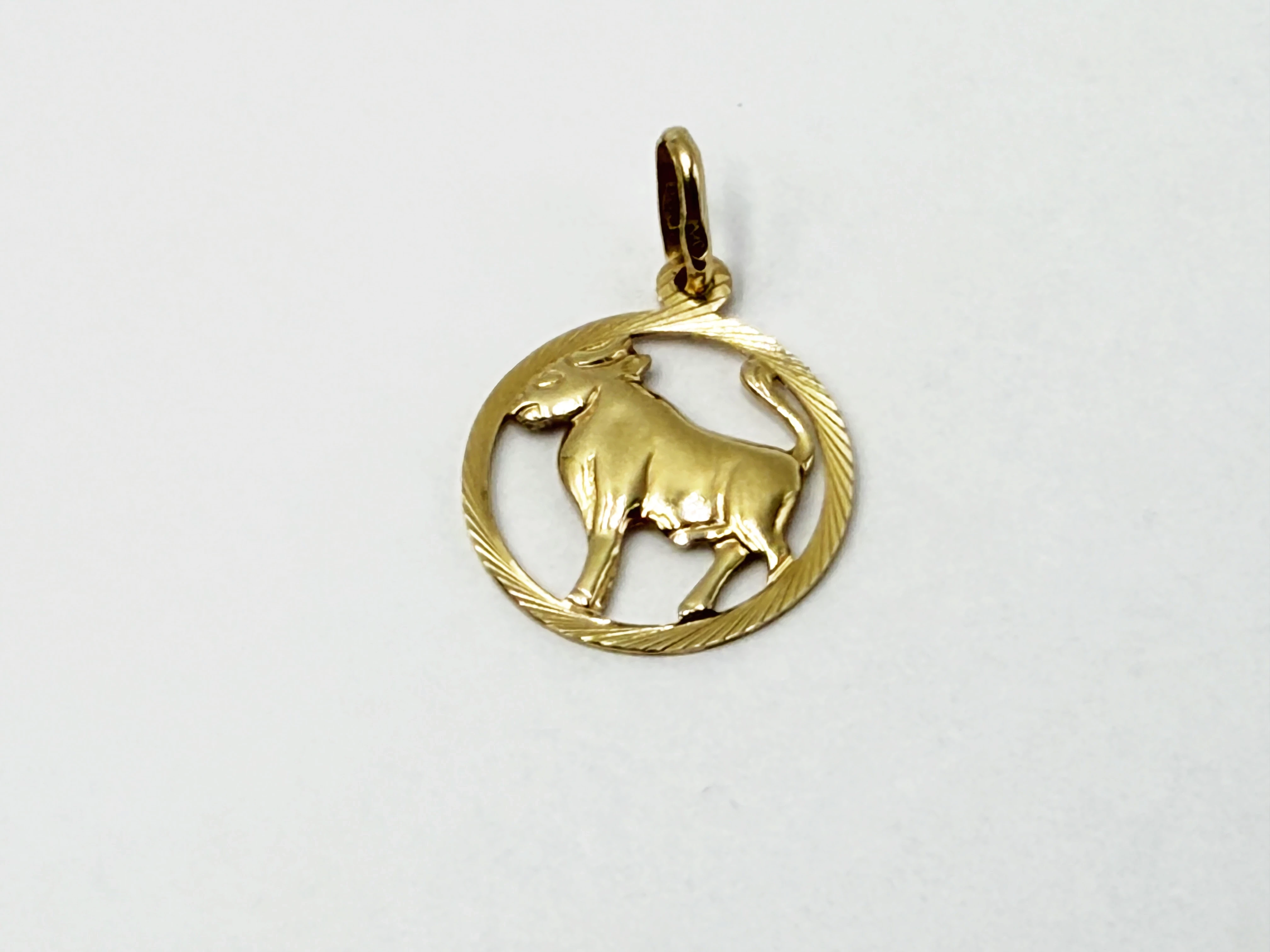 zlota-zawieszka-znak-zodiaku-byk-p585081g2cm-kilinskiego-1-golub-dobrzyn