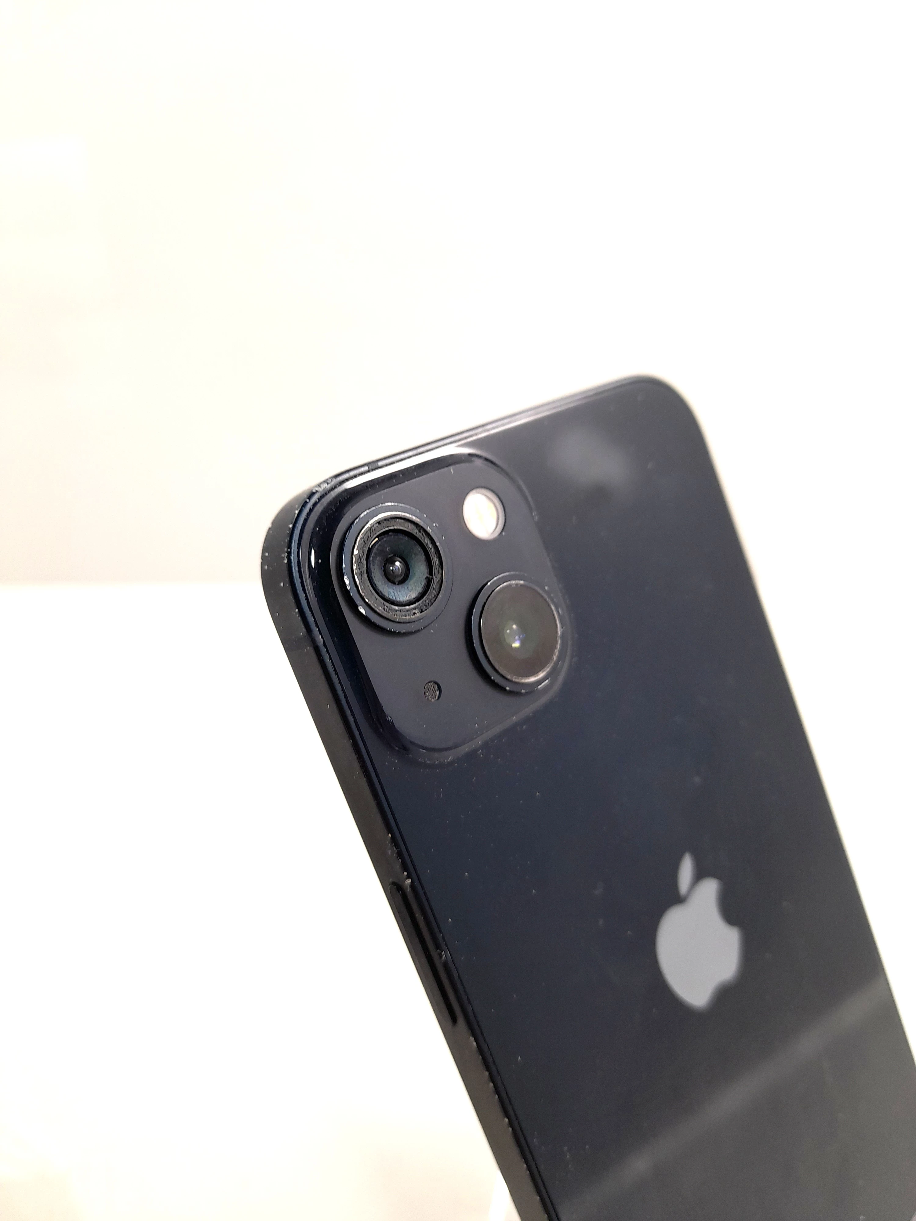 telefon-smartfon-apple-iphone-13-4-gb-128-gb-przekatna-ekranu-610