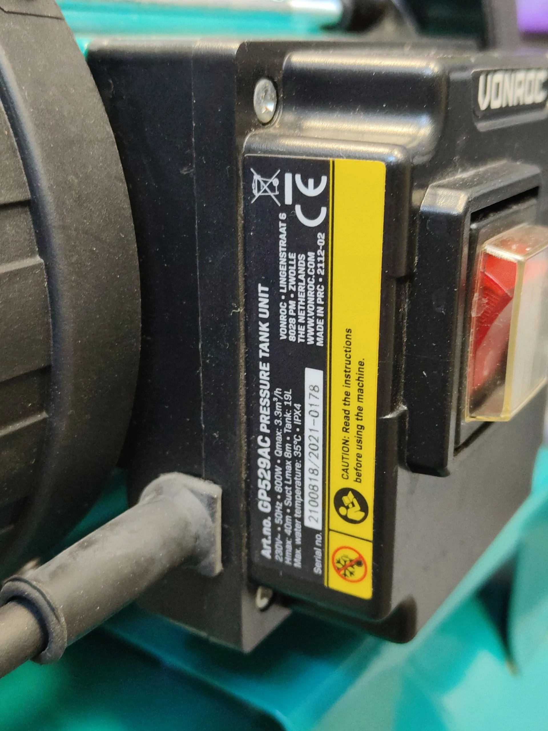 pompa-wodna-w-wylacznikiem-cisnieniowym-800w-3300lh-vonroc-stan-11323-238058