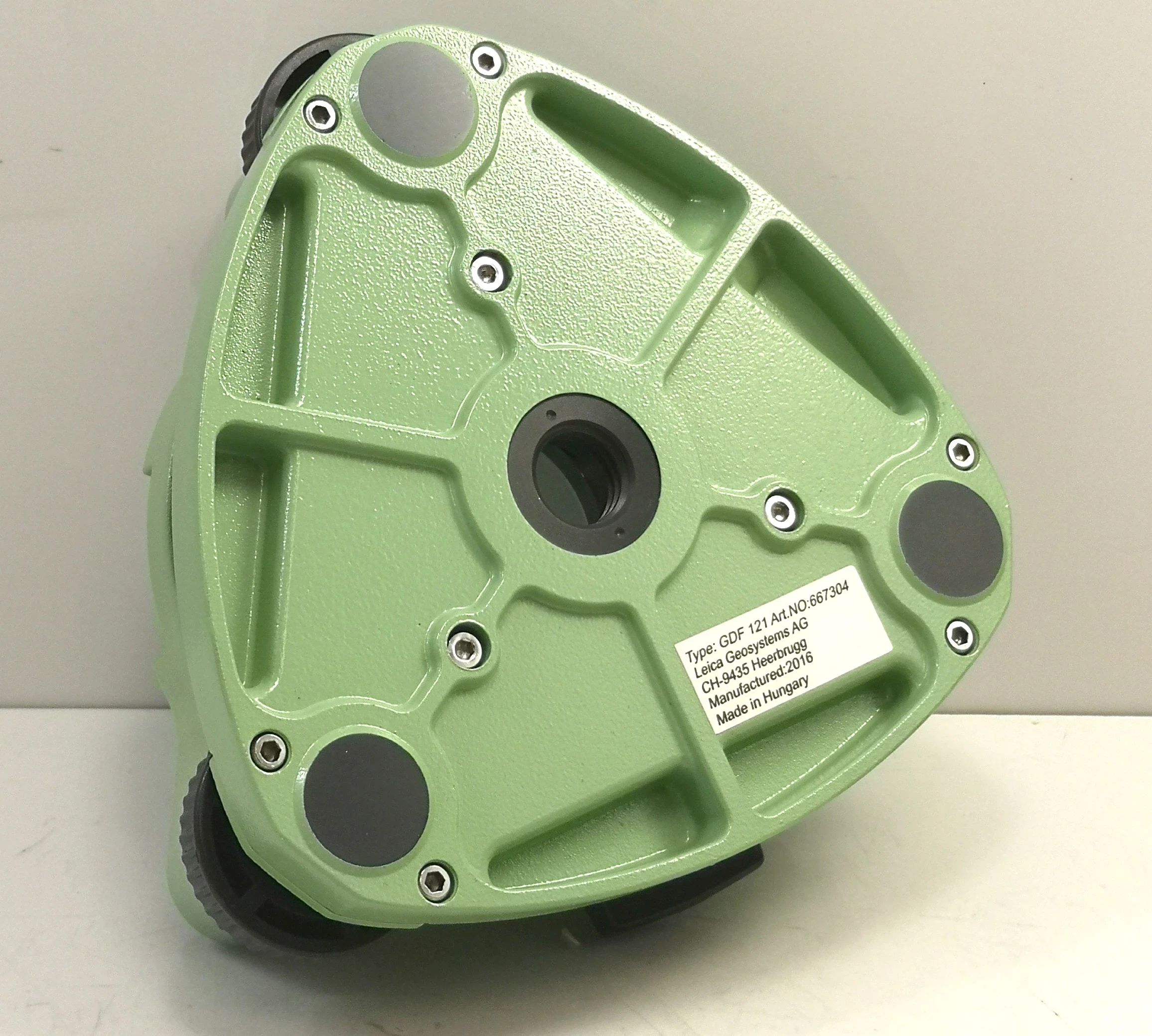 spodarka-bez-pionu-gdf121-leica-stan-11323-2