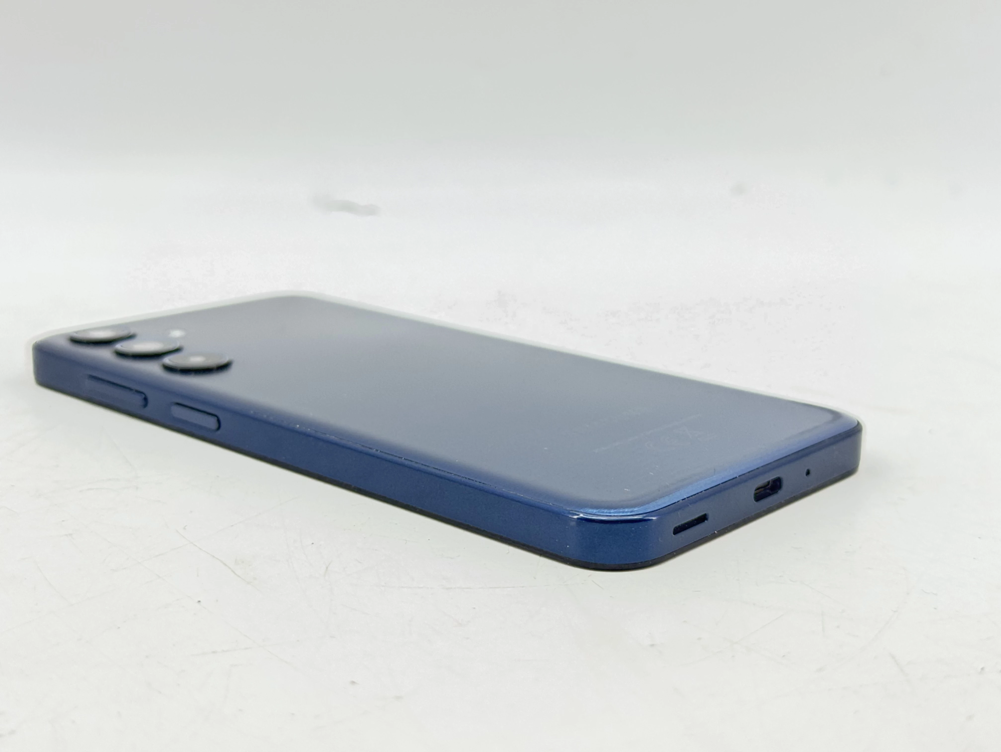 telefon-samsung-galaxy-m35-5g-6128-gb-stan-11323-2