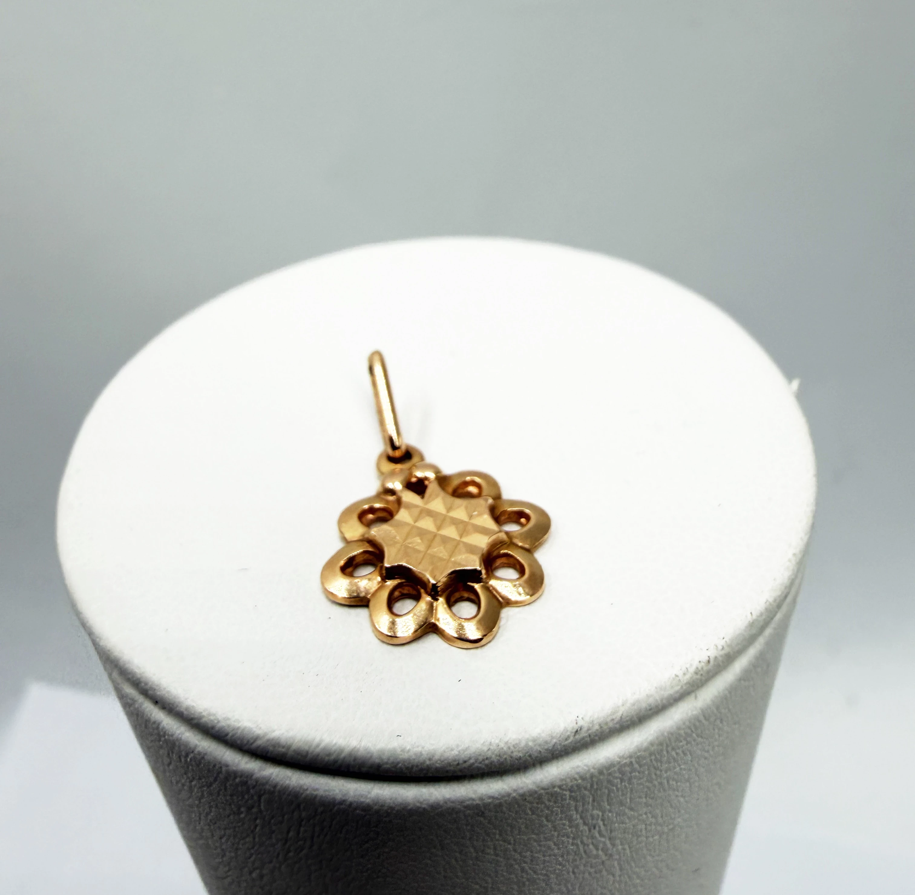 przepiekna-zlota-zawieszka-p585g-226cm200-kamienie-221-64