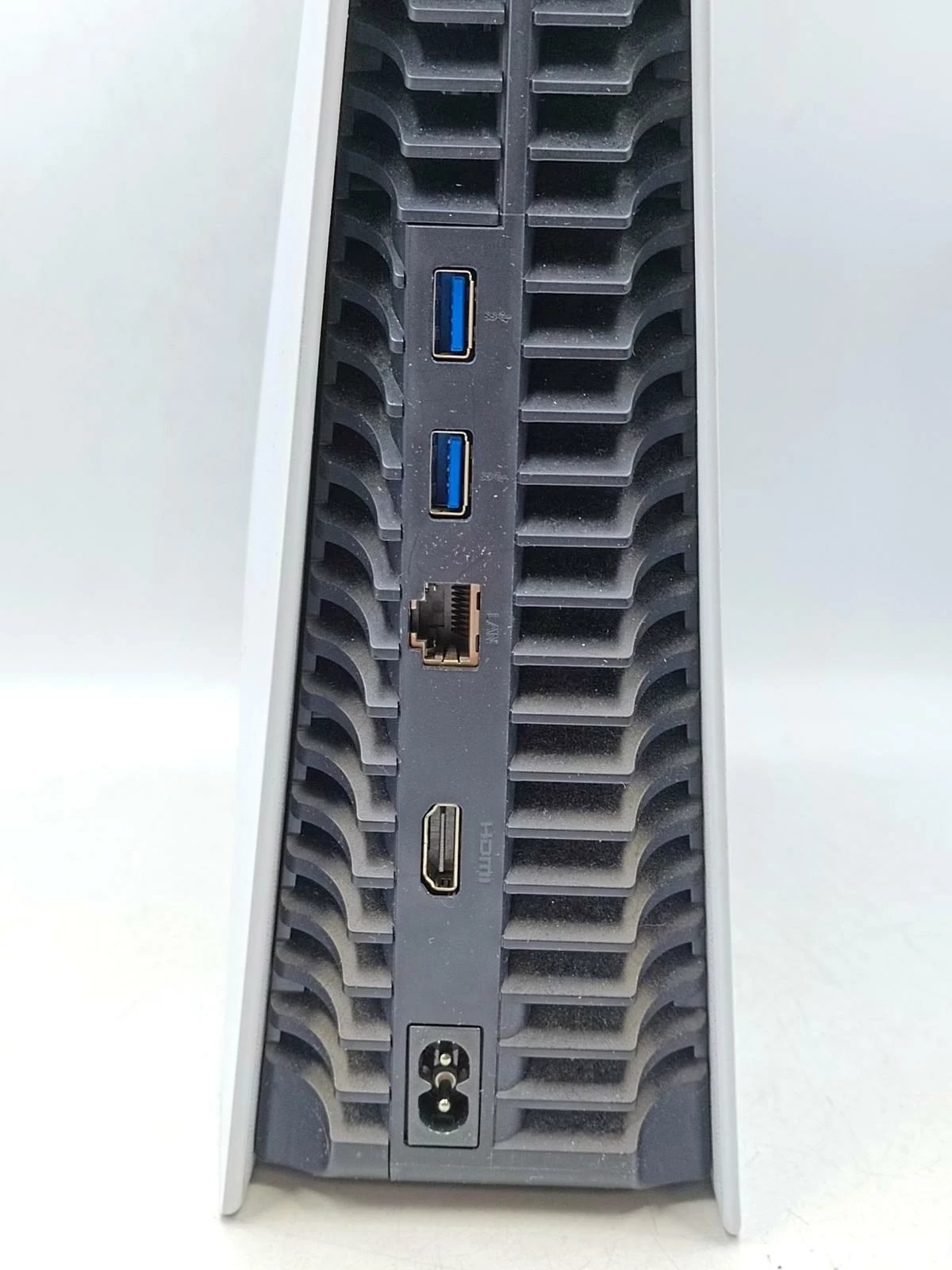 konsola-ps5-z-napedem-cfi-1116a-2-pady-producent-248914-1705040