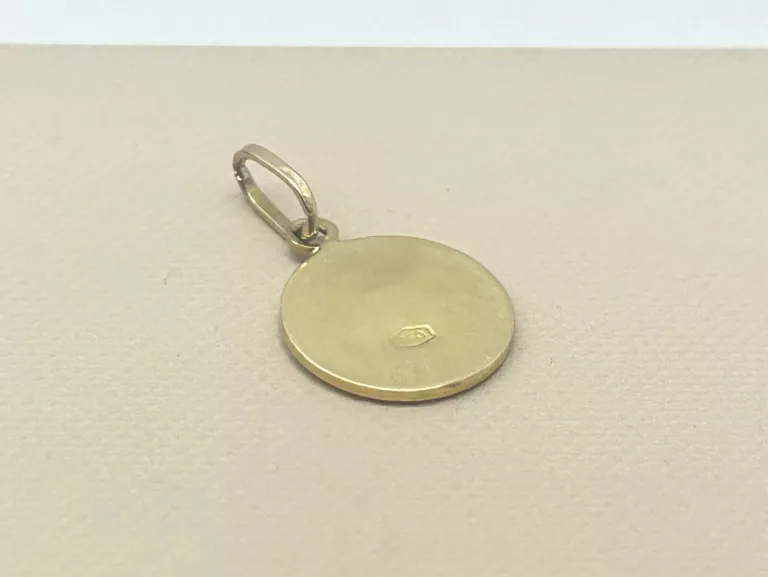 zlota-zawieszka-z-matka-boska-227750-ean-gtin-5905868205473