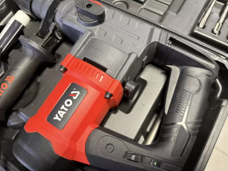 mlot-udarowy-sds-plus-yato-yt-82118-45-j-1100w-walizka-gwarancja-stan-11323-2