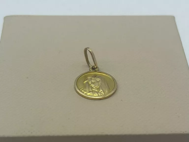 zlota-zawieszka-z-matka-boska-227750-stan-11323-2