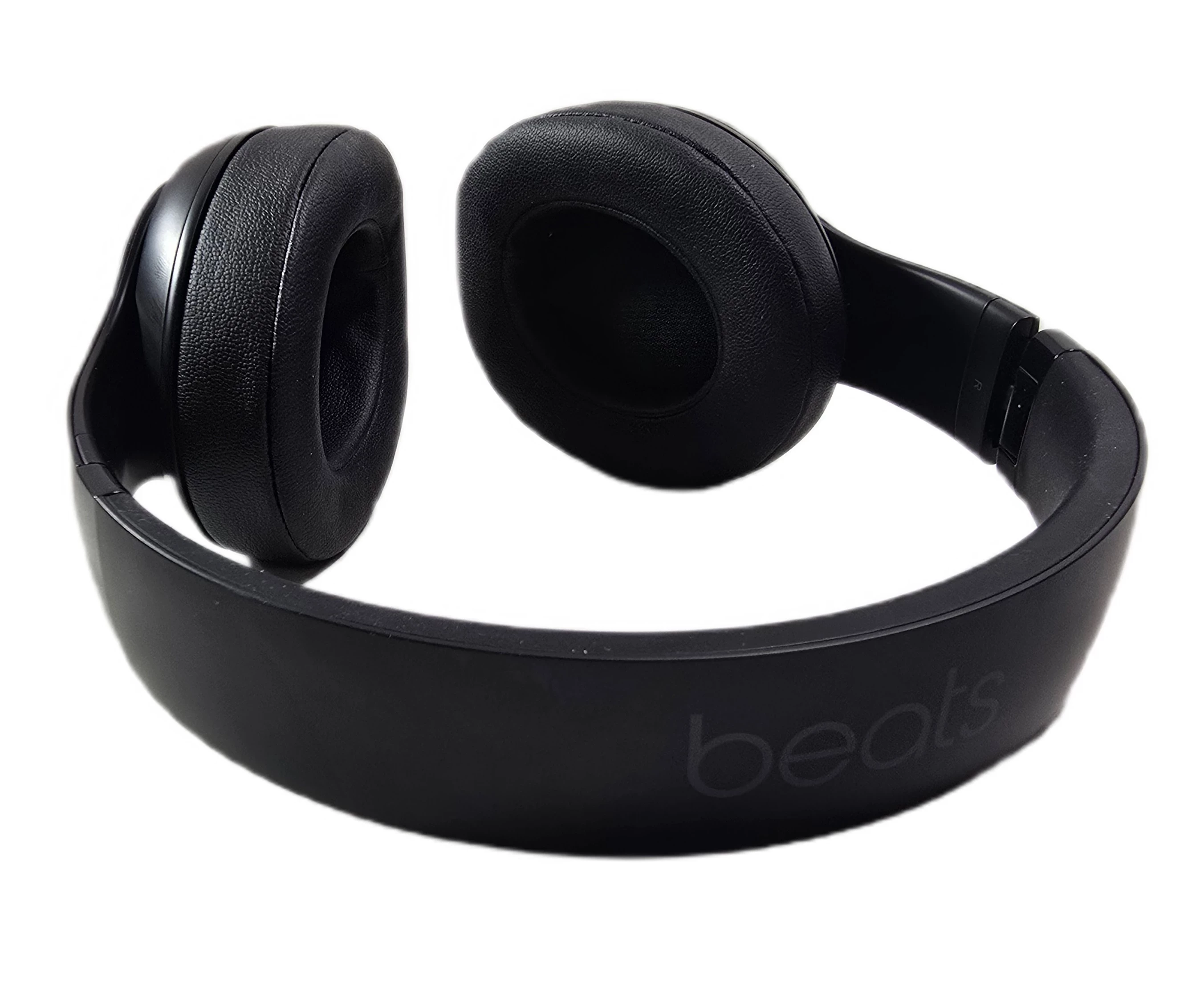 sluchawki-beats-studio-3-kolor-dominujacy-129357-3